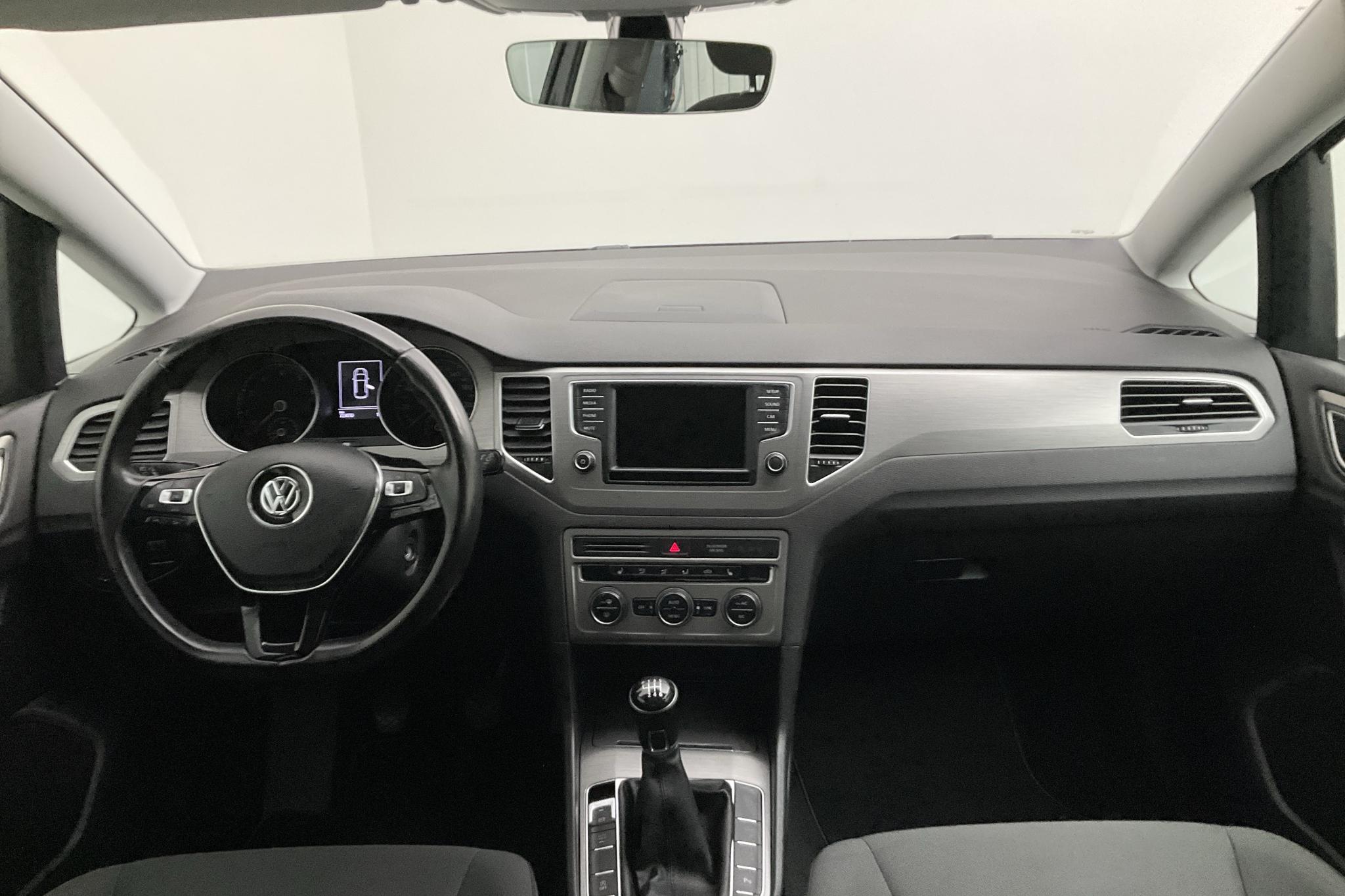VW Golf VII 1.2 TSI BlueMotion Technology Sportsvan (110hk) - 72 470 km - Manual - gray - 2018