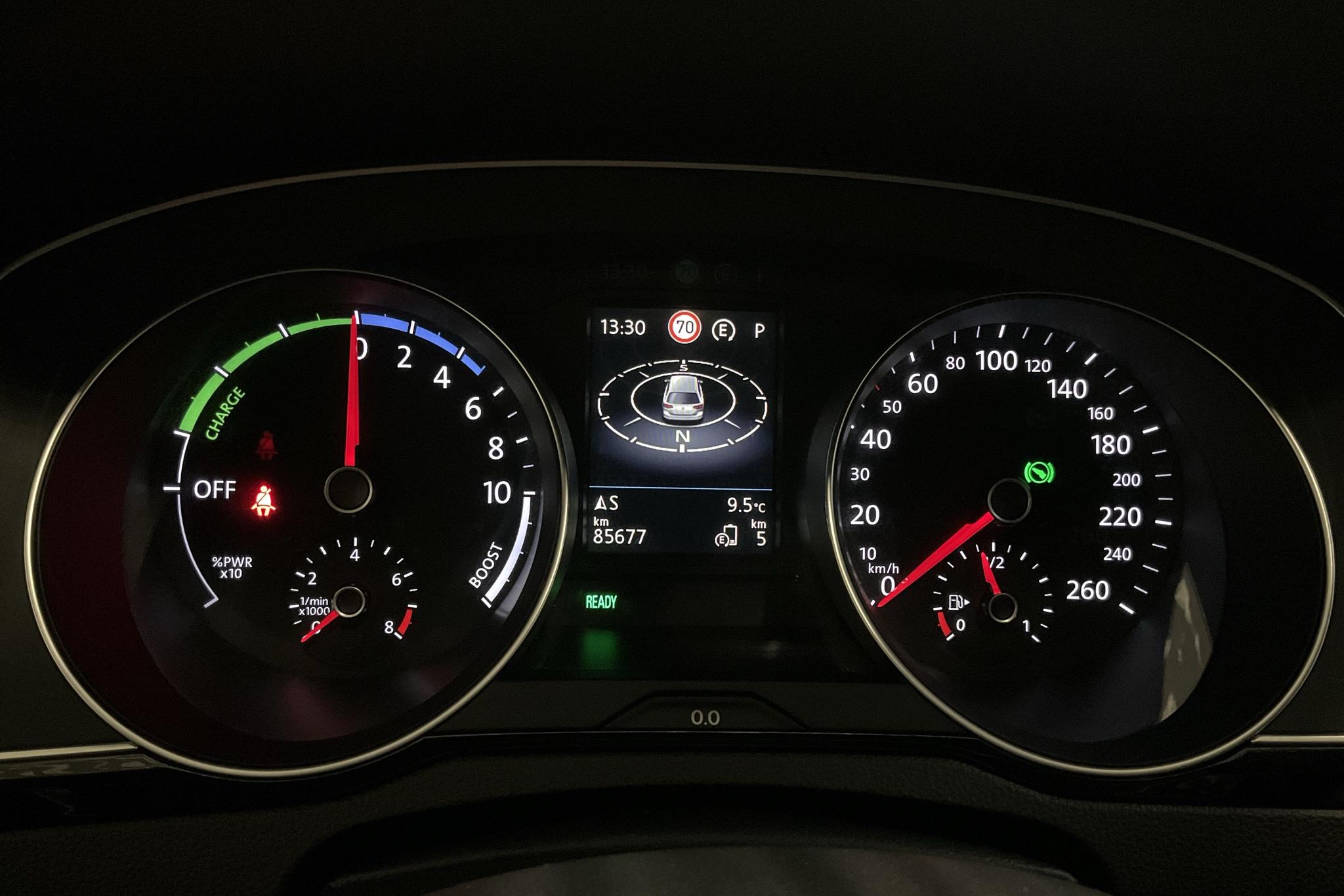 VW Passat 1.4 GTE Sportscombi (218hk) - 85 660 km - Automatic - white - 2020