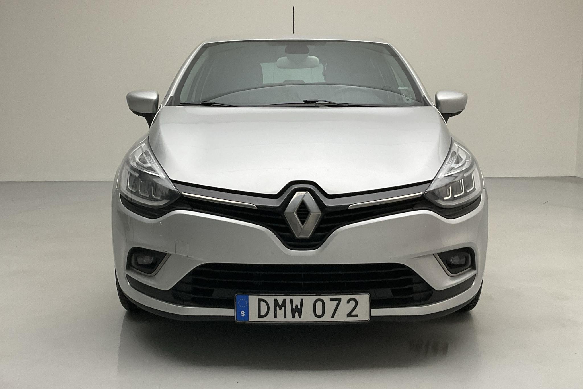 Renault Clio IV 0.9 TCe 90 5dr (90hk) - 65 080 km - Manualna - srebro - 2018