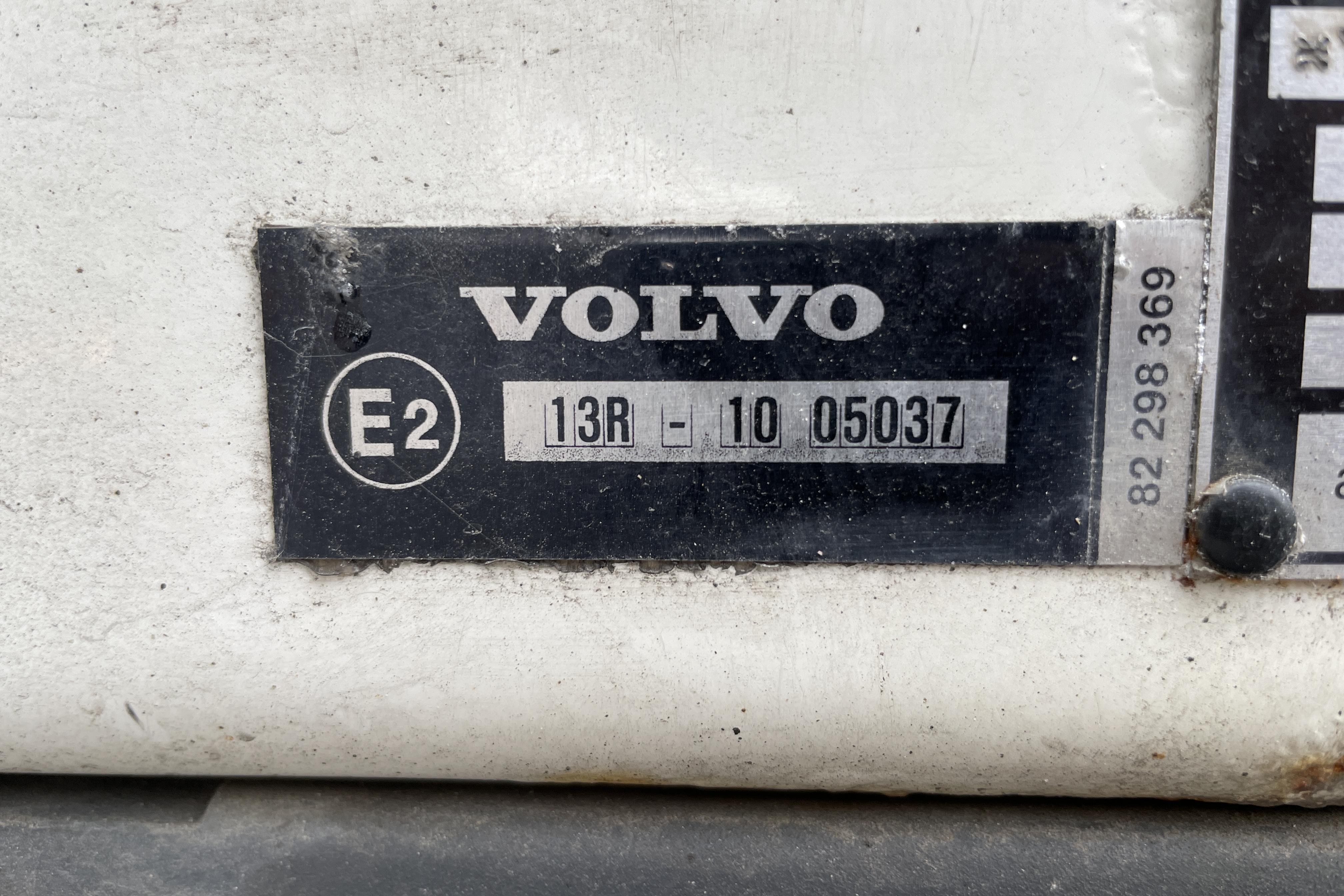 Volvo FL240 - 252 795 km - Automat - vit - 2012