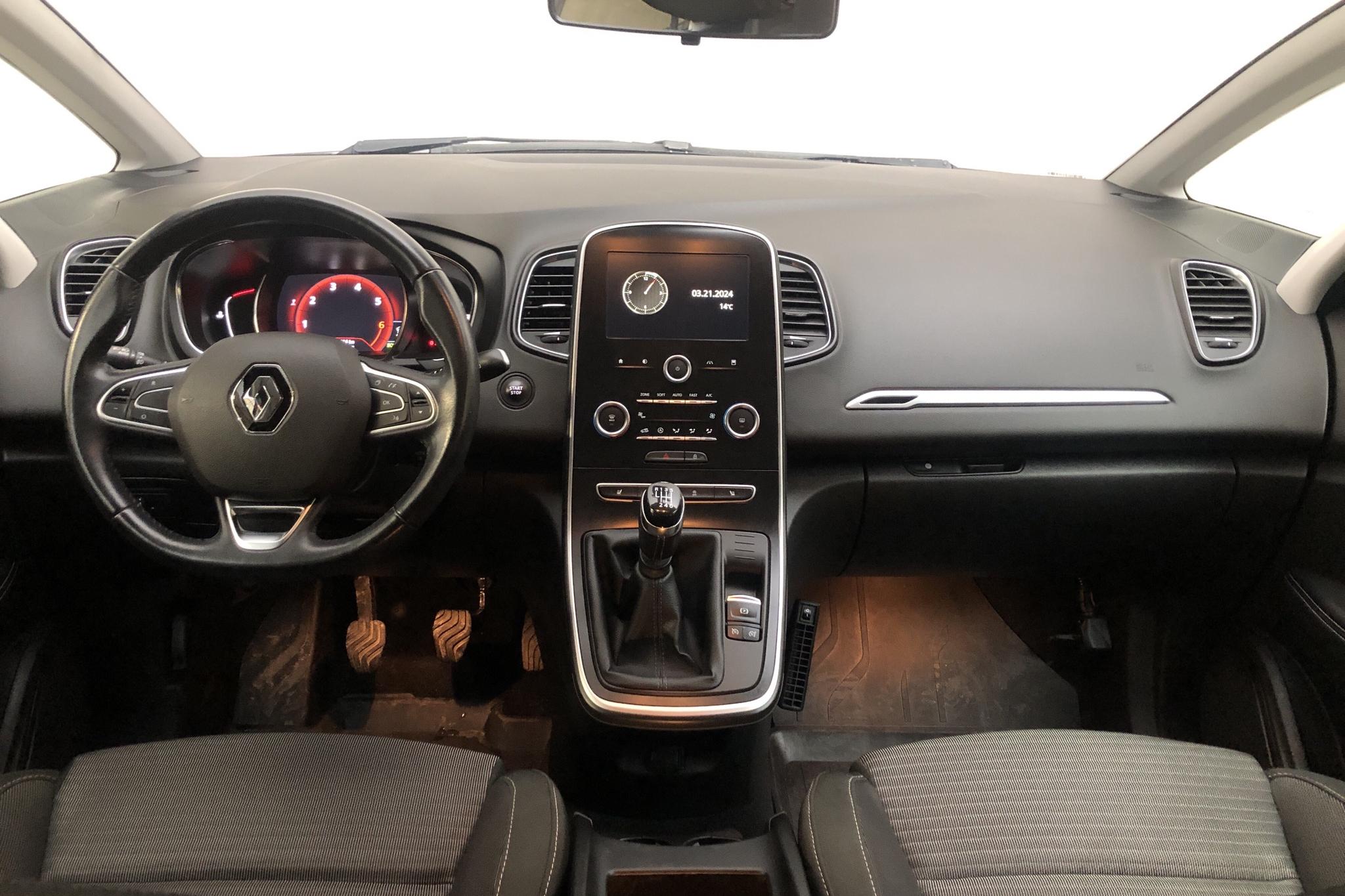 Renault Scénic 1.6 dCi (130hk) - 6 131 mil - Manuell - Dark Red - 2017