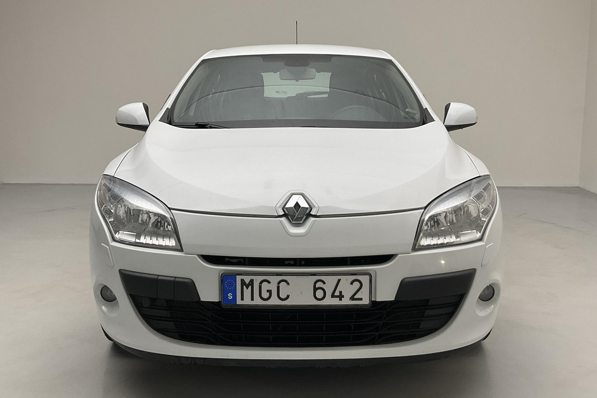 Renault Mégane Phas III 1.6 Eco2 Flex Fuel E85 5dr (110hk) - 14 607 mil - Manuell - vit - 2012