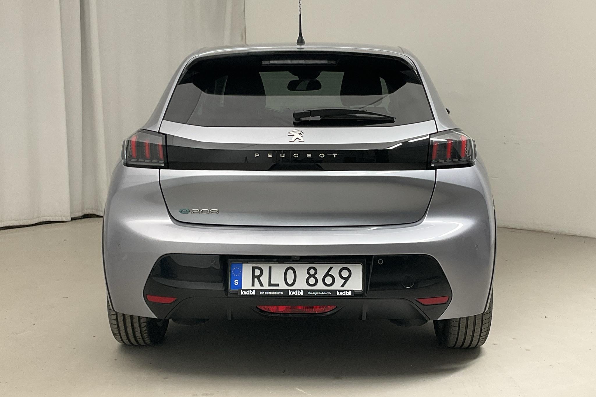 Peugeot e-208 50 kWh 5dr (136hk) - 12 850 km - Automatic - gray - 2022