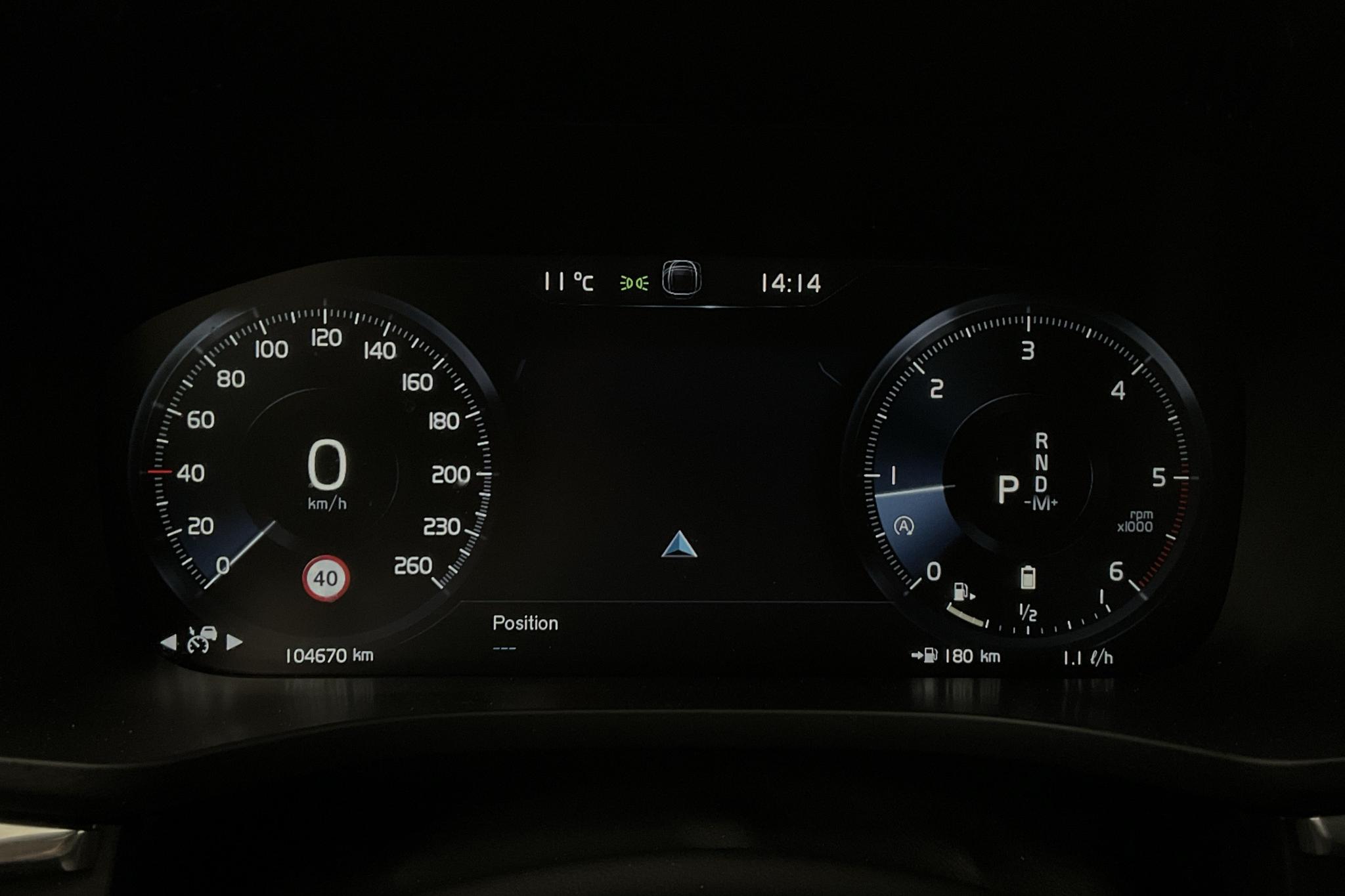 Volvo XC60 B4 AWD Mildhybrid, Diesel (197hk) - 104 670 km - Automatic - black - 2020