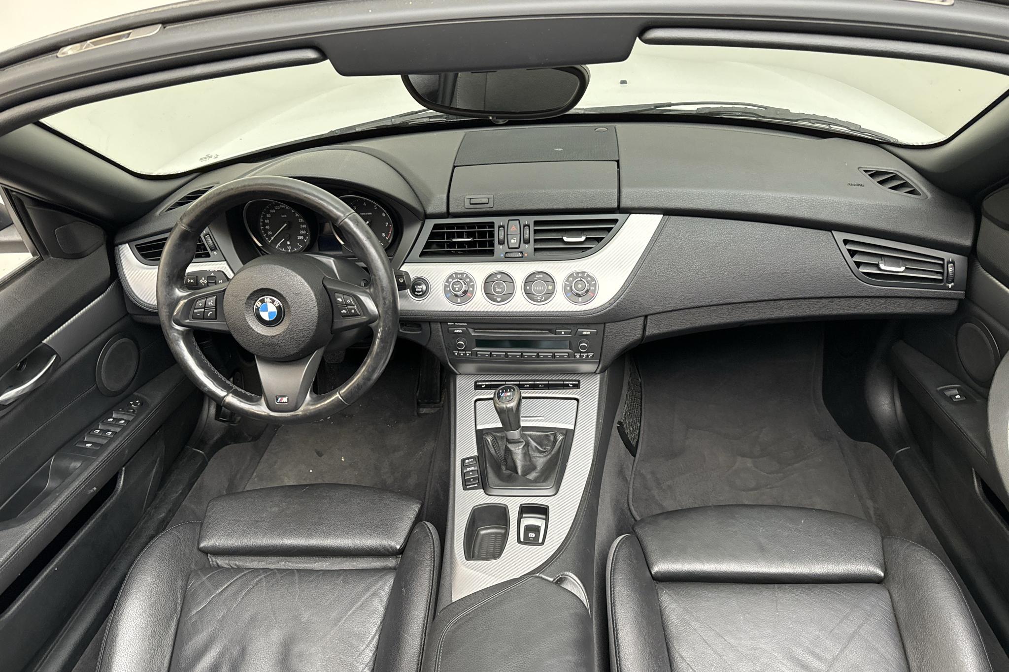 BMW Z4 sDrive 23i Roadster (204hk) - 106 310 km - Manual - white - 2011