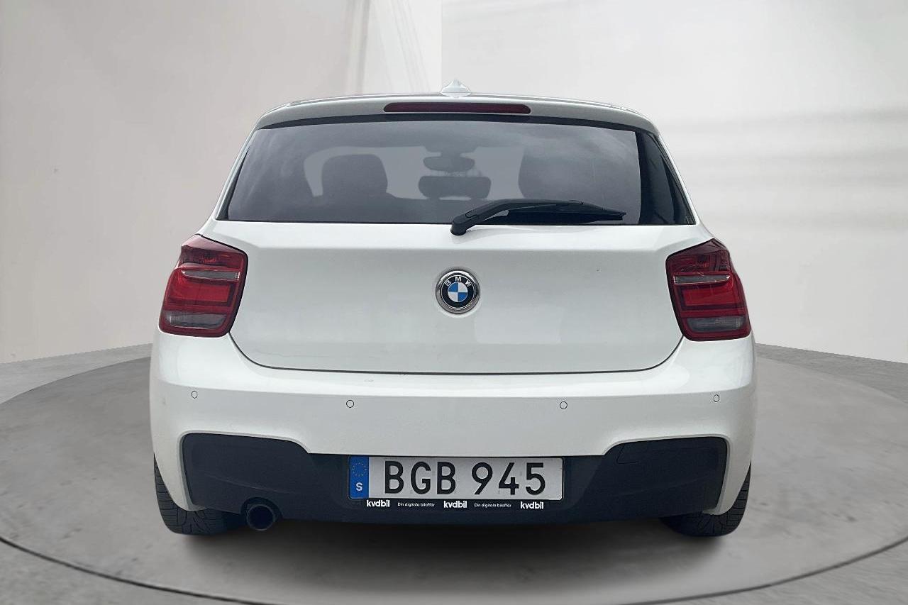 BMW 116i 5dr, F20 (136hk) - 12 836 mil - Manuell - vit - 2015