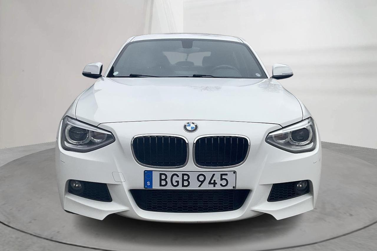 BMW 116i 5dr, F20 (136hk) - 12 836 mil - Manuell - vit - 2015