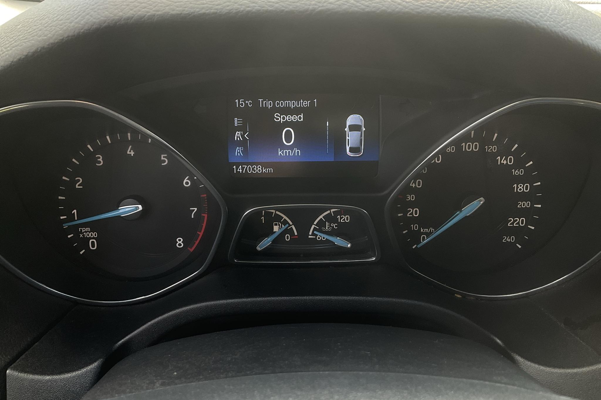 Ford Focus 1.0 EcoBoost 5dr (100hk) - 147 040 km - Manual - brown - 2015