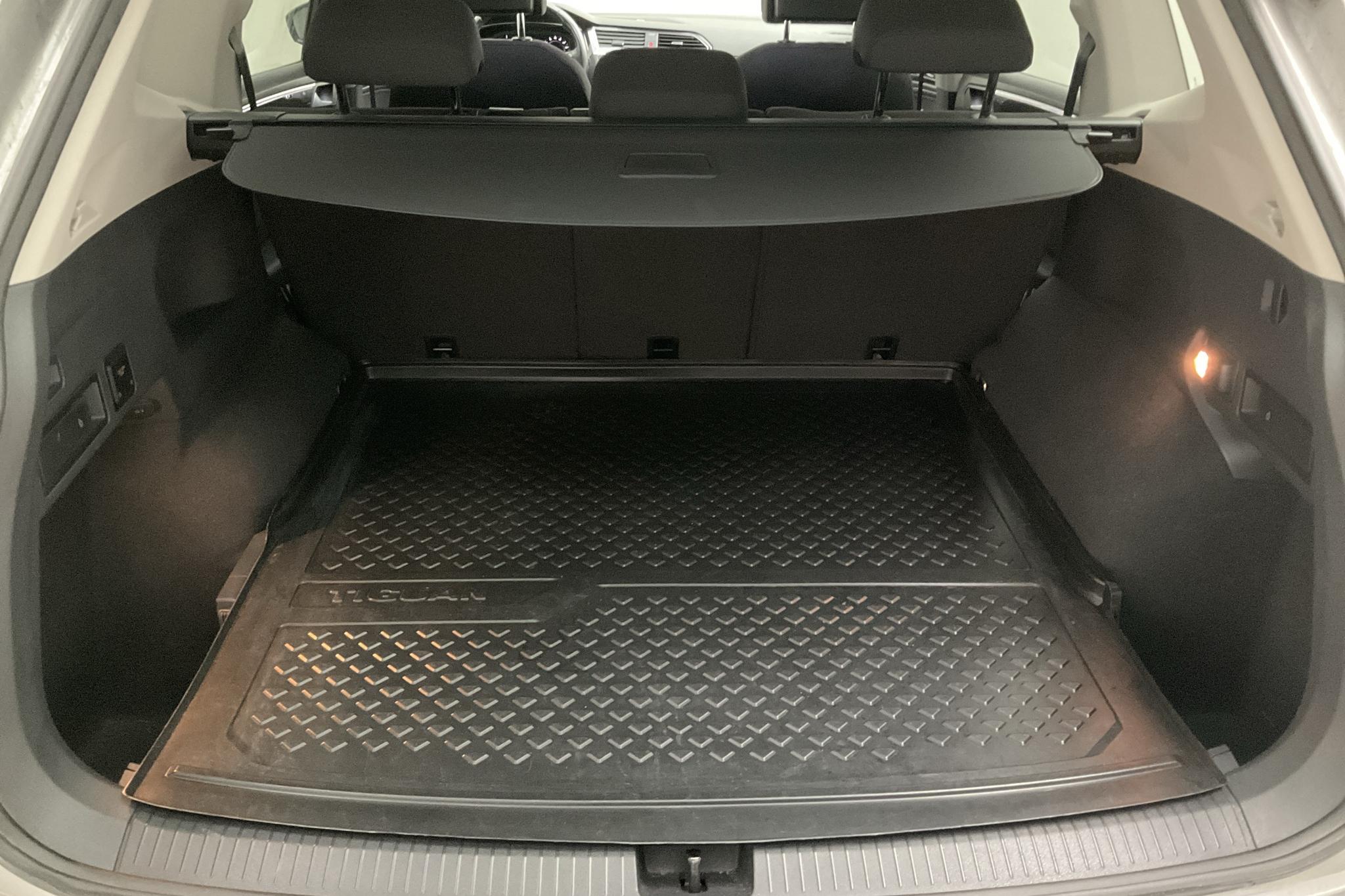 VW Tiguan Allspace 2.0 TDI 4MOTION (190hk) - 119 310 km - Automatic - silver - 2020