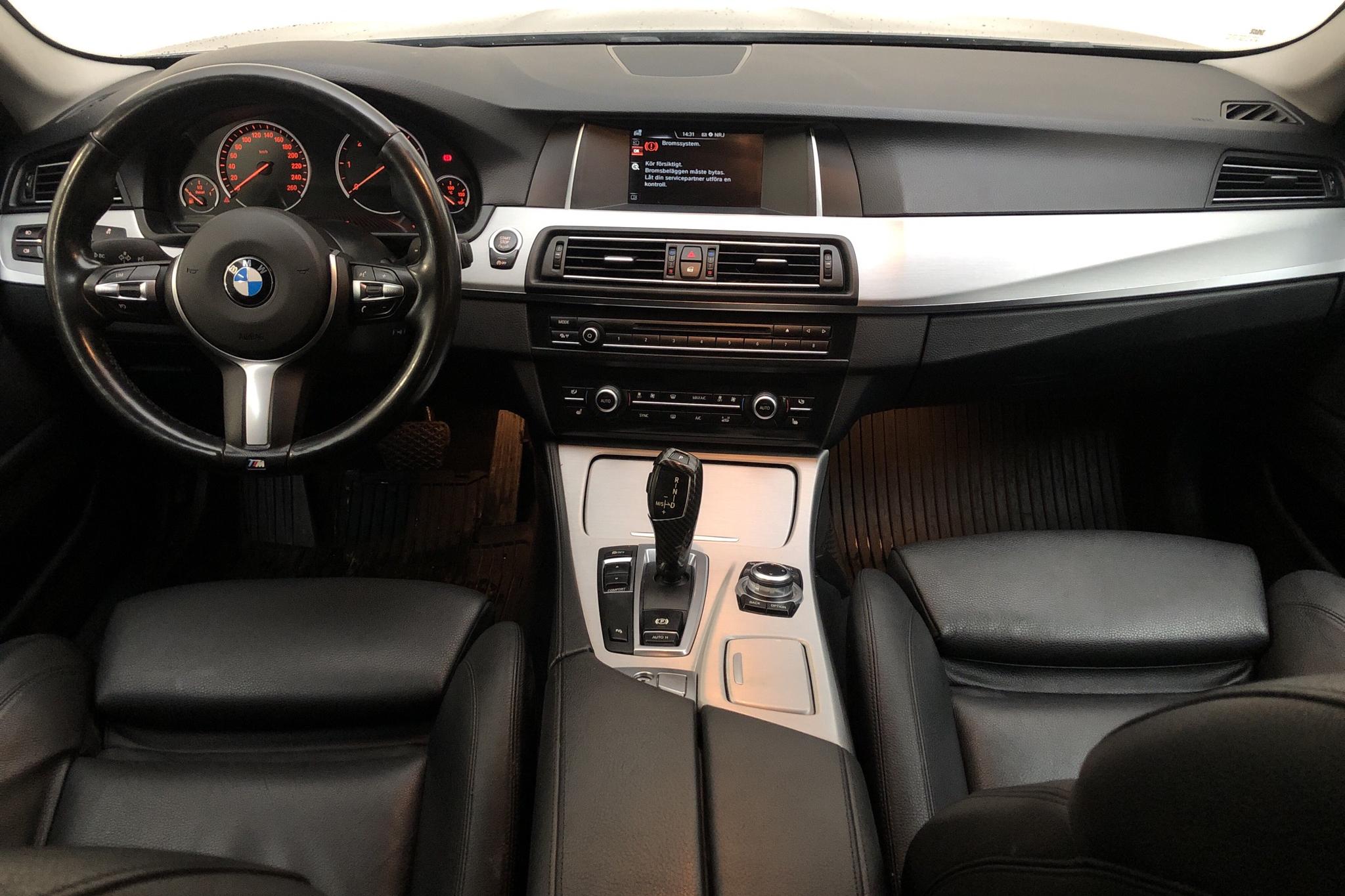 BMW 520d Touring, F11 (190hk) - 15 872 mil - Automat - grå - 2015