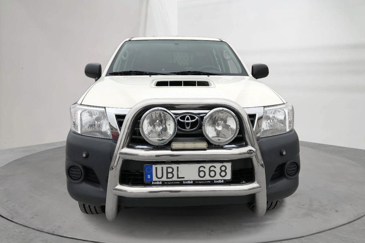 Toyota Hilux 2.5 D-4D 4WD (144hk) - 14 277 mil - Manuell - vit - 2012