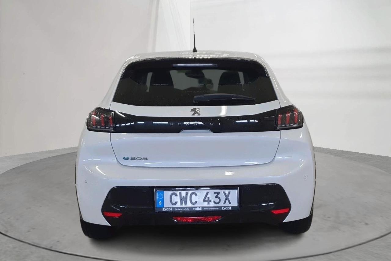 Peugeot e-208 50 kWh 5dr (136hk) - 2 558 mil - Automat - vit - 2021