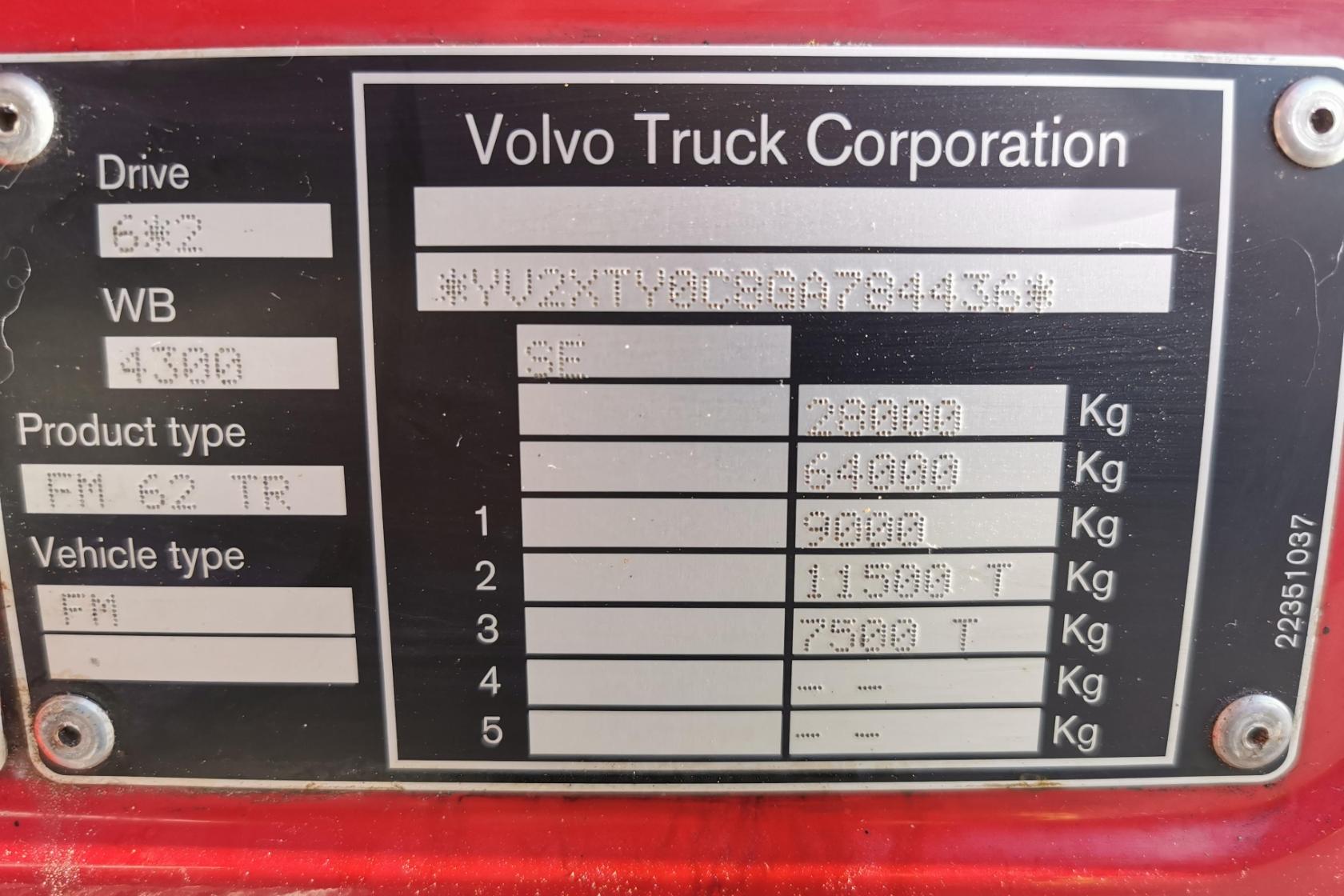 Volvo FMX460 - 249 678 km - Automaatne - punane - 2015