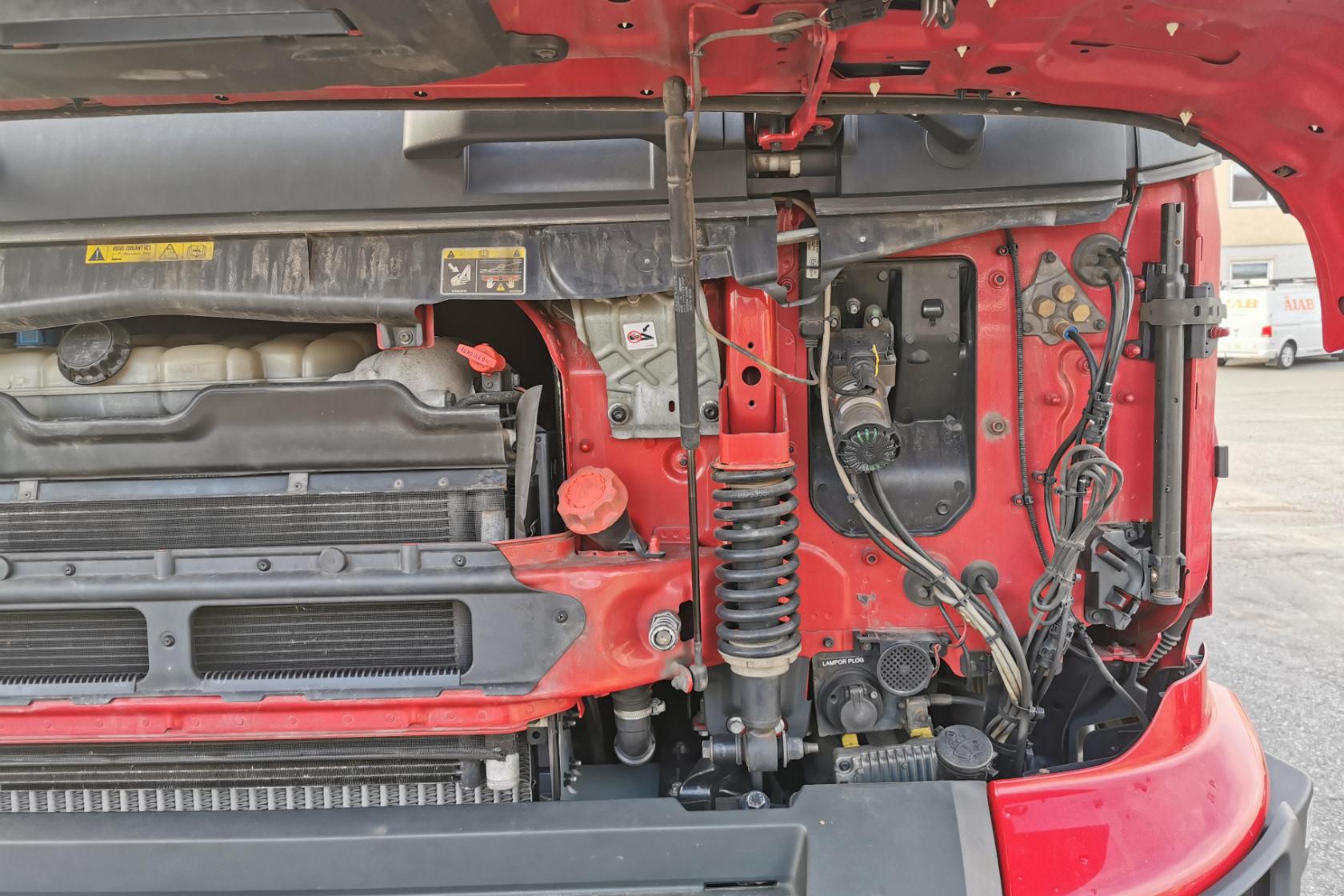 Volvo FMX460 - 249 678 km - Automaattinen - punainen - 2015
