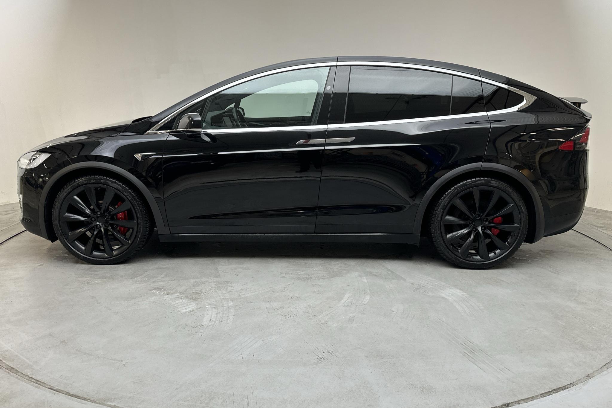 Tesla Model X Dual Motor Performance AWD - 12 352 mil - Automat - svart - 2020