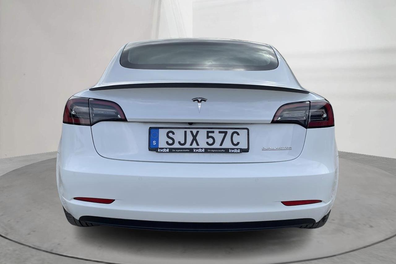 Tesla Model 3 Performance AWD - 40 620 km - Automaatne - valge - 2021