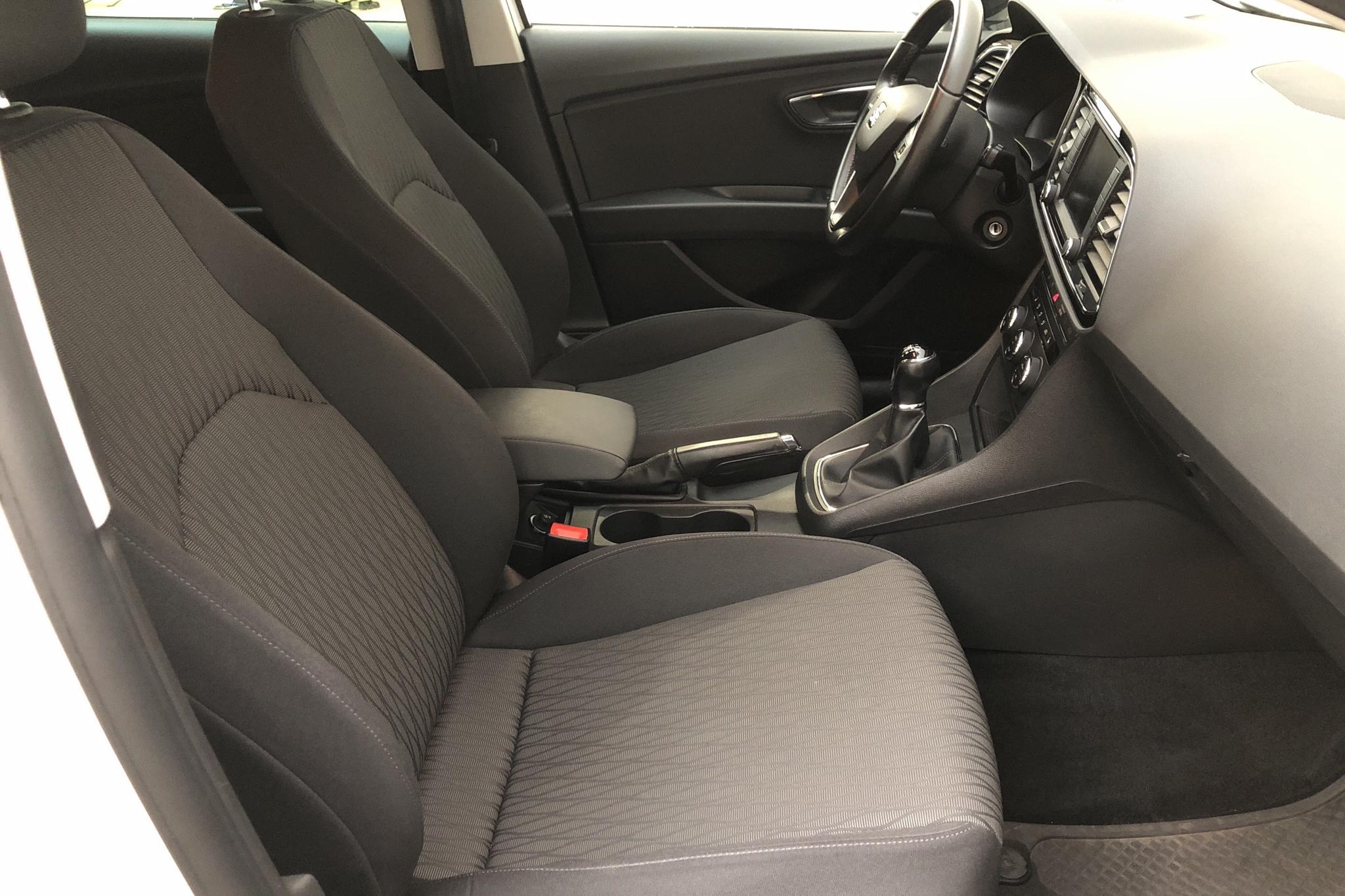 Seat Leon 1.2 TSI 5dr (110hk) - 8 150 mil - Manuell - vit - 2016
