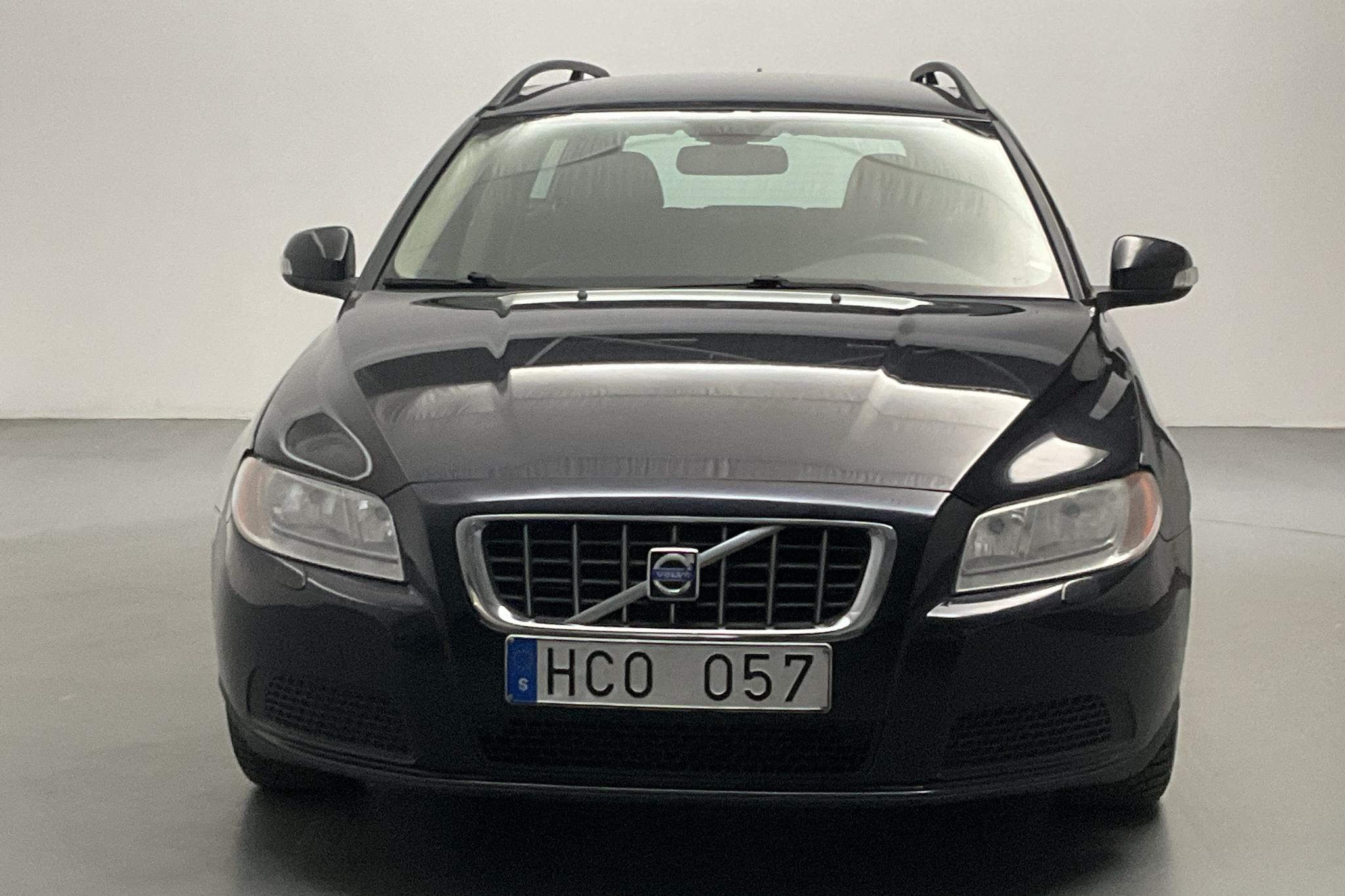 Volvo V70 II 2.4D (163hk) - 183 040 km - Automatic - Dark Blue - 2009