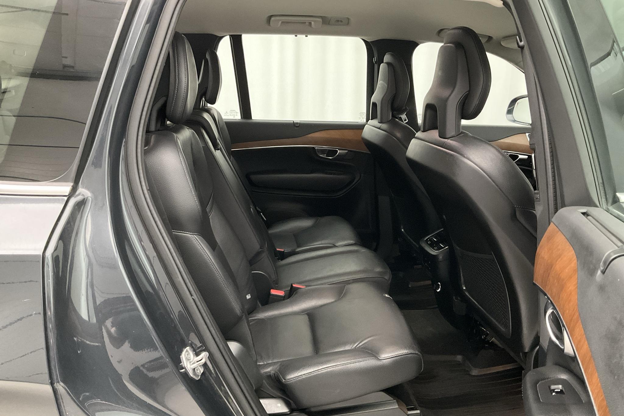 Volvo XC90 T5 AWD (250hk) - 13 572 mil - Automat - grå - 2018