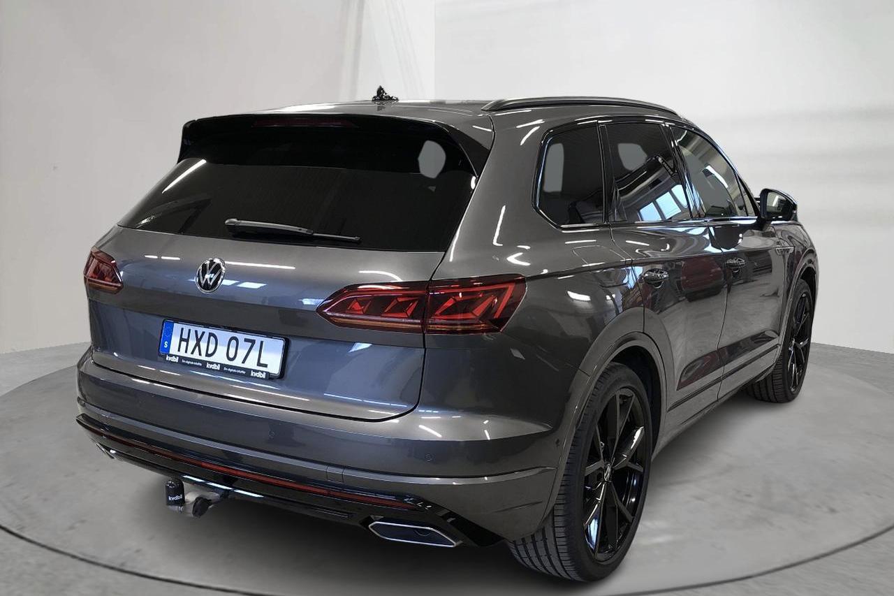 VW Touareg R V6 TSI e-Hybrid 4Motion (462hk) - 9 250 km - Automaatne - hall - 2022