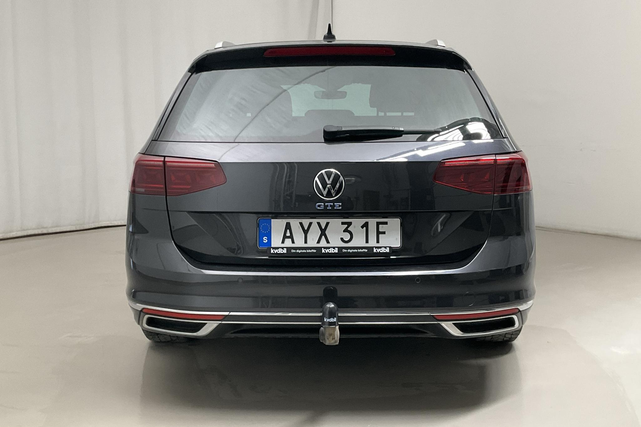 VW Passat 1.4 GTE Sportscombi (218hk) - 6 653 mil - Automat - Dark Grey - 2021