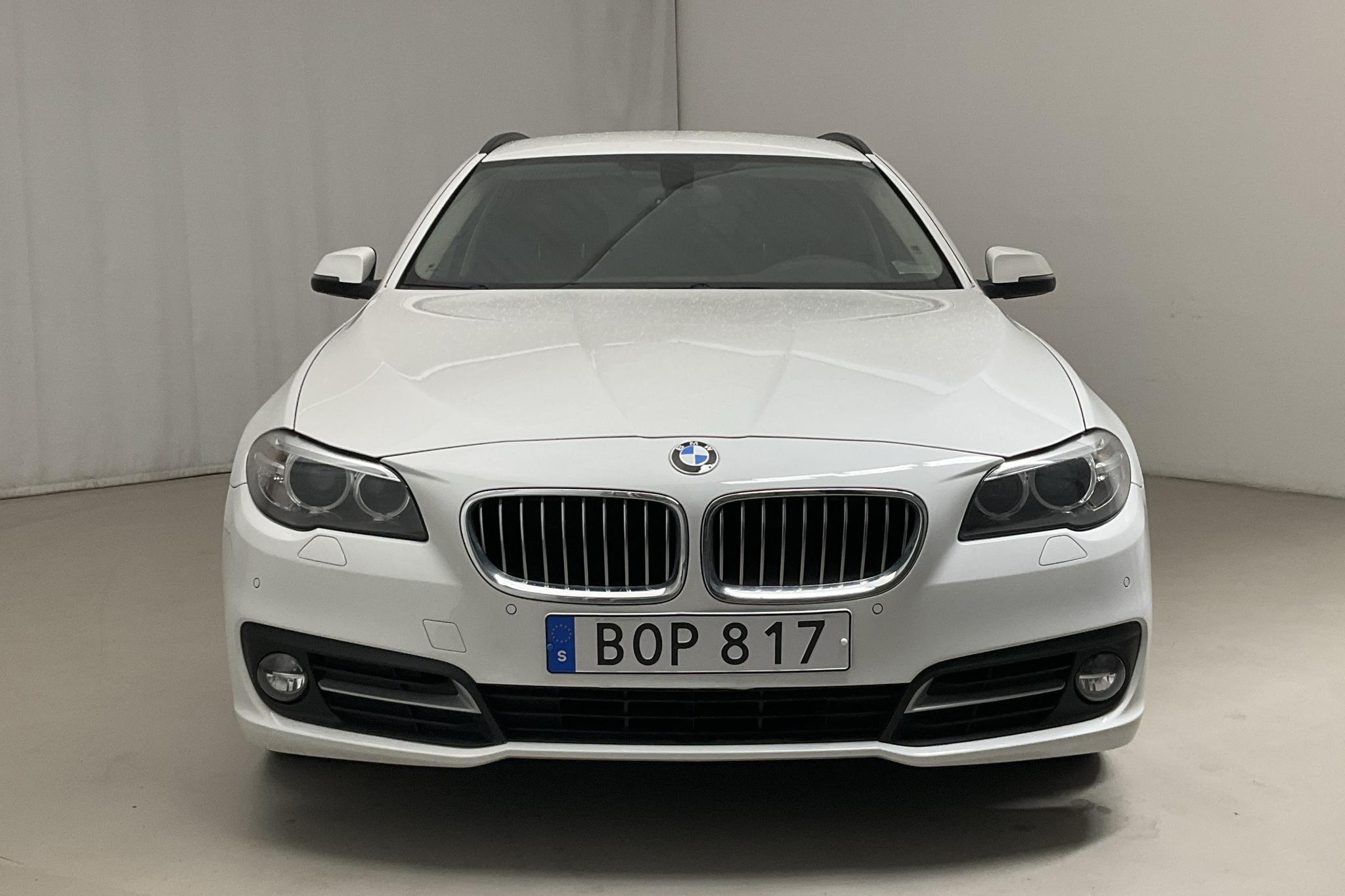 BMW 520d xDrive Touring, F11 (190hk) - 123 020 km - Automatyczna - biały - 2017