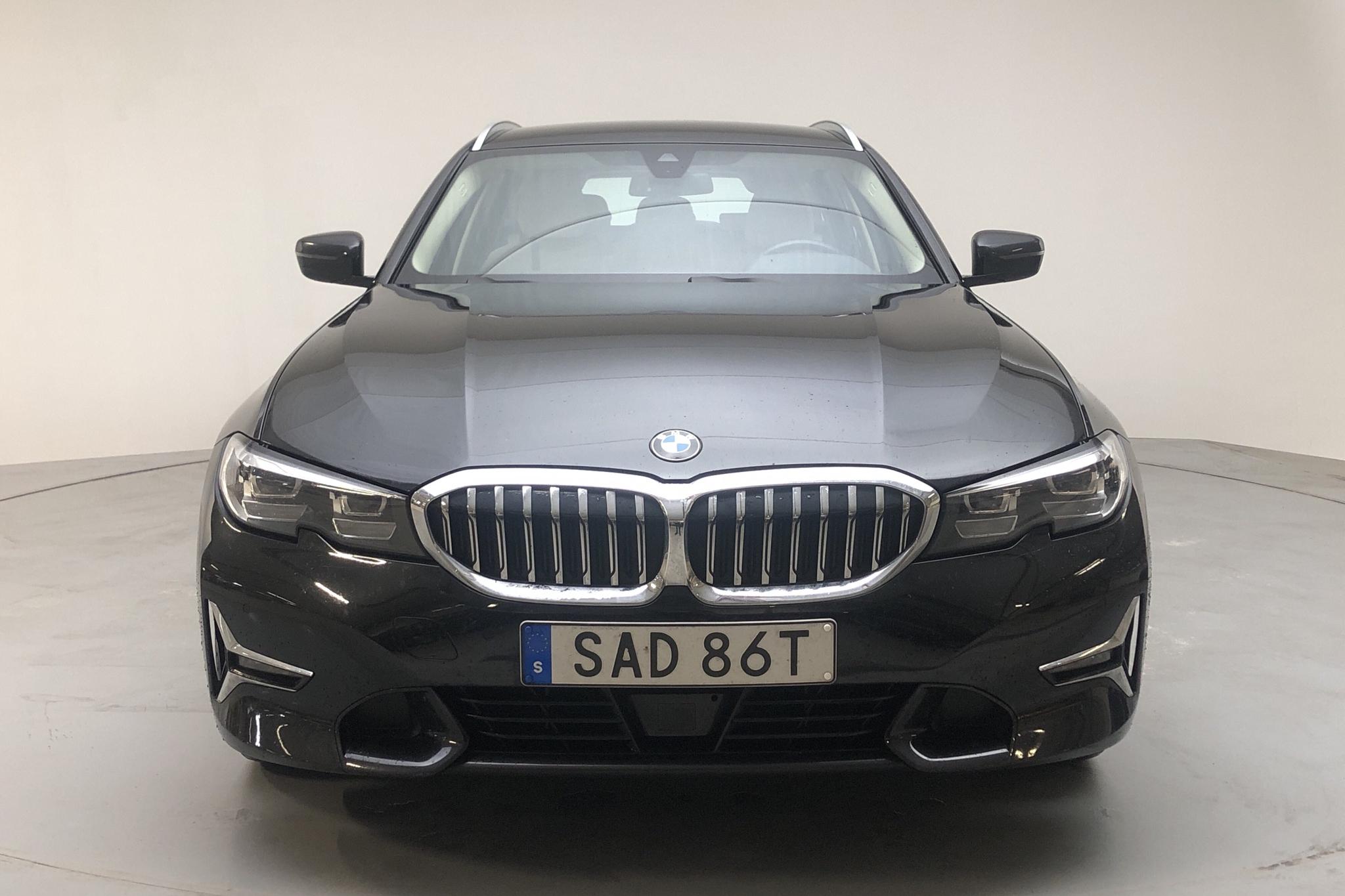 BMW 330e Touring, G21 (292hk) - 83 470 km - Automaatne - must - 2021