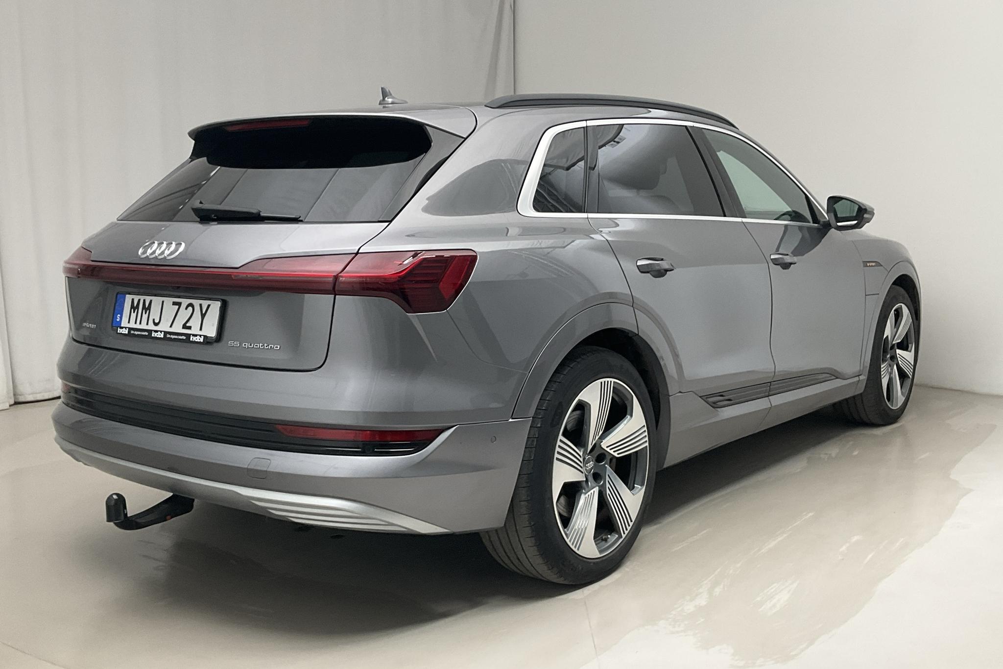 Audi e-tron 55 quattro 95 kWh (360hk) - 47 420 km - Automatic - gray - 2019