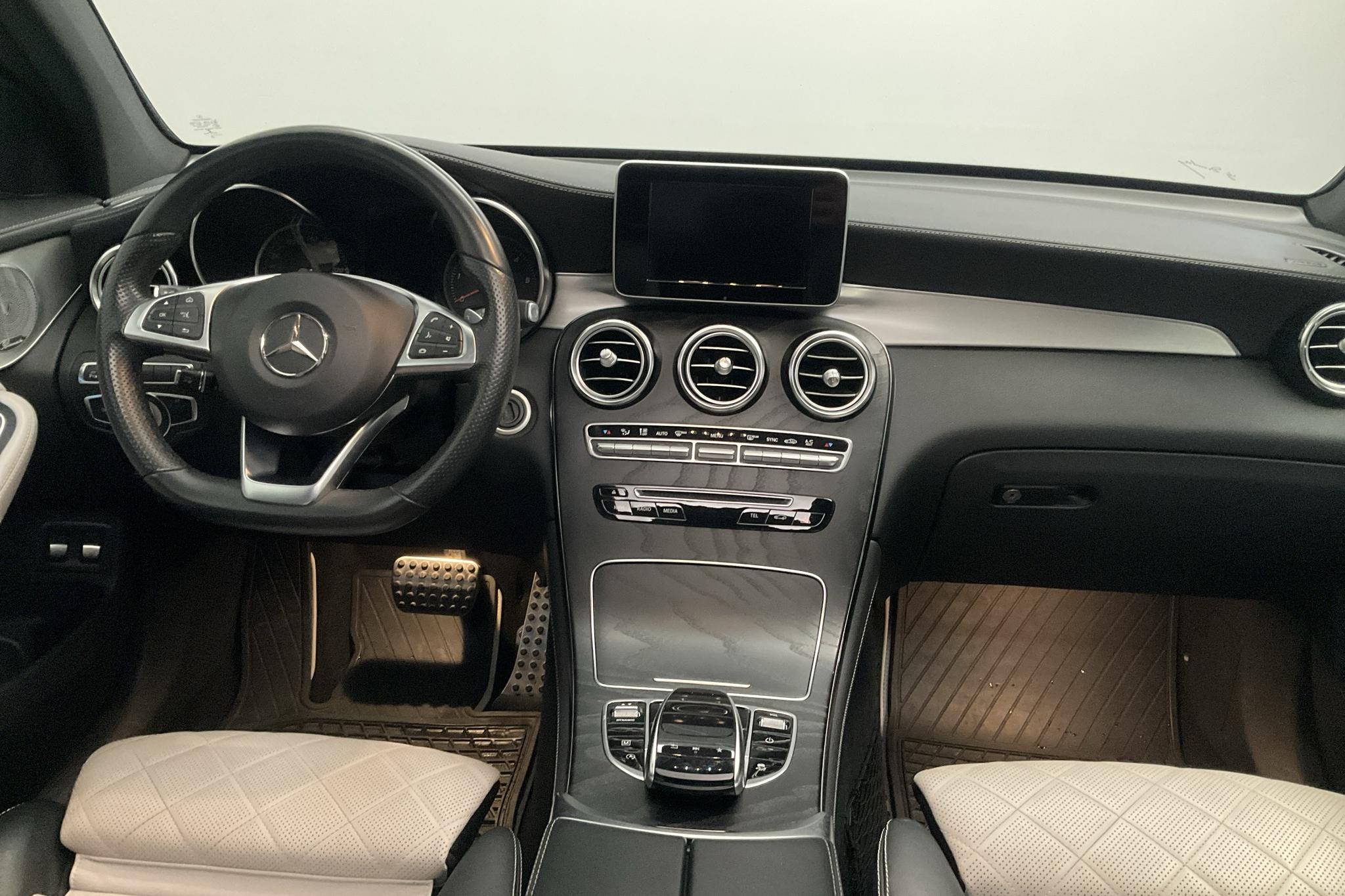 Mercedes GLC 220 d 4MATIC Coupé C253 (170hk) - 7 713 mil - Automat - vit - 2018