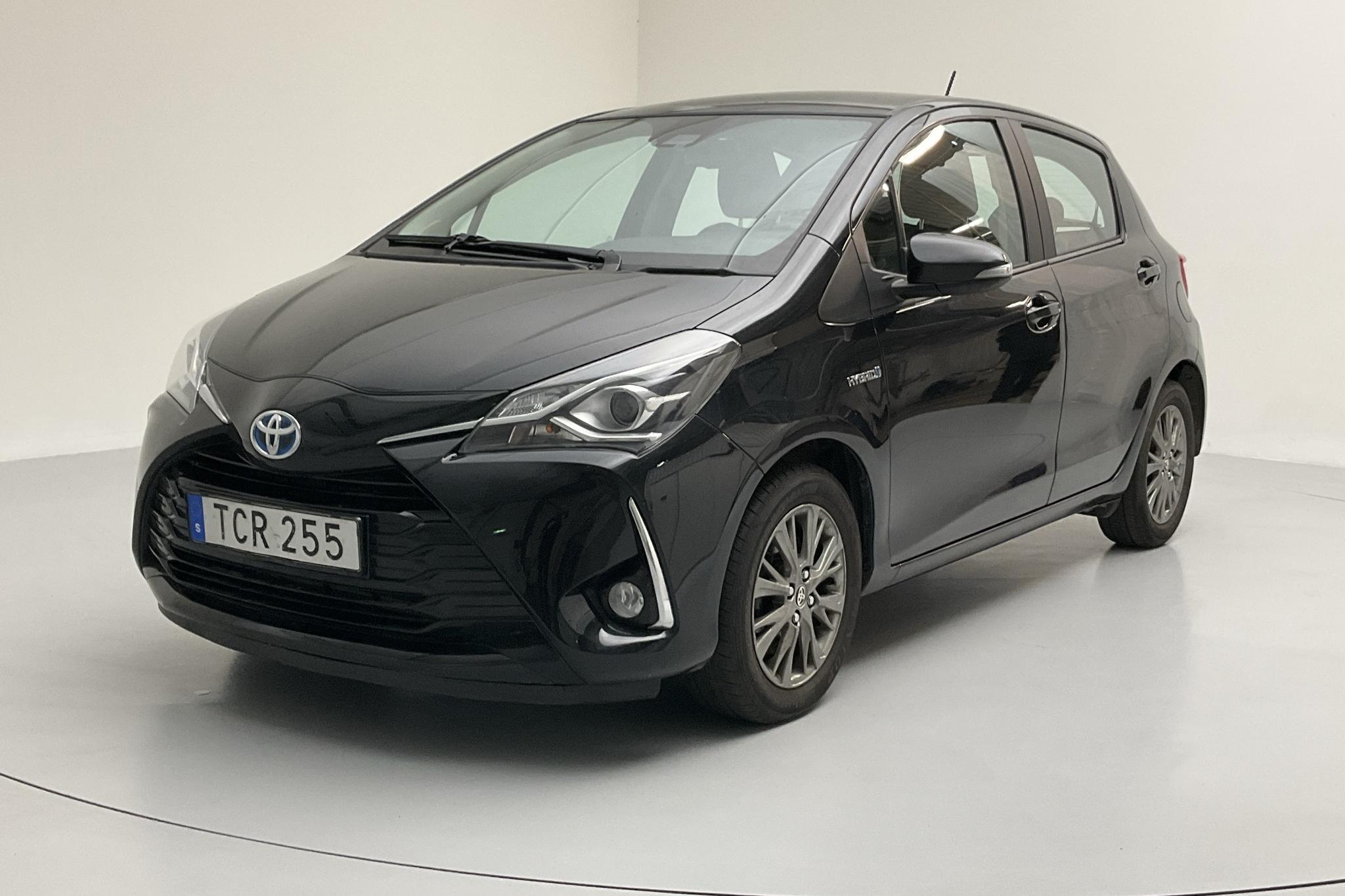 Toyota Yaris 1.5 Hybrid 5dr (101hk) - 108 720 km - Automatic - black - 2019