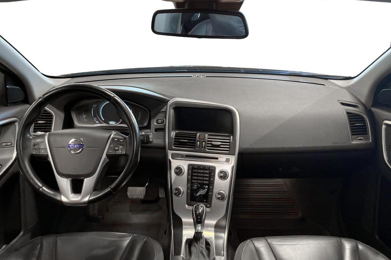 Volvo XC60 D3 2WD (136hk) - 258 830 km - Automatic - black - 2015