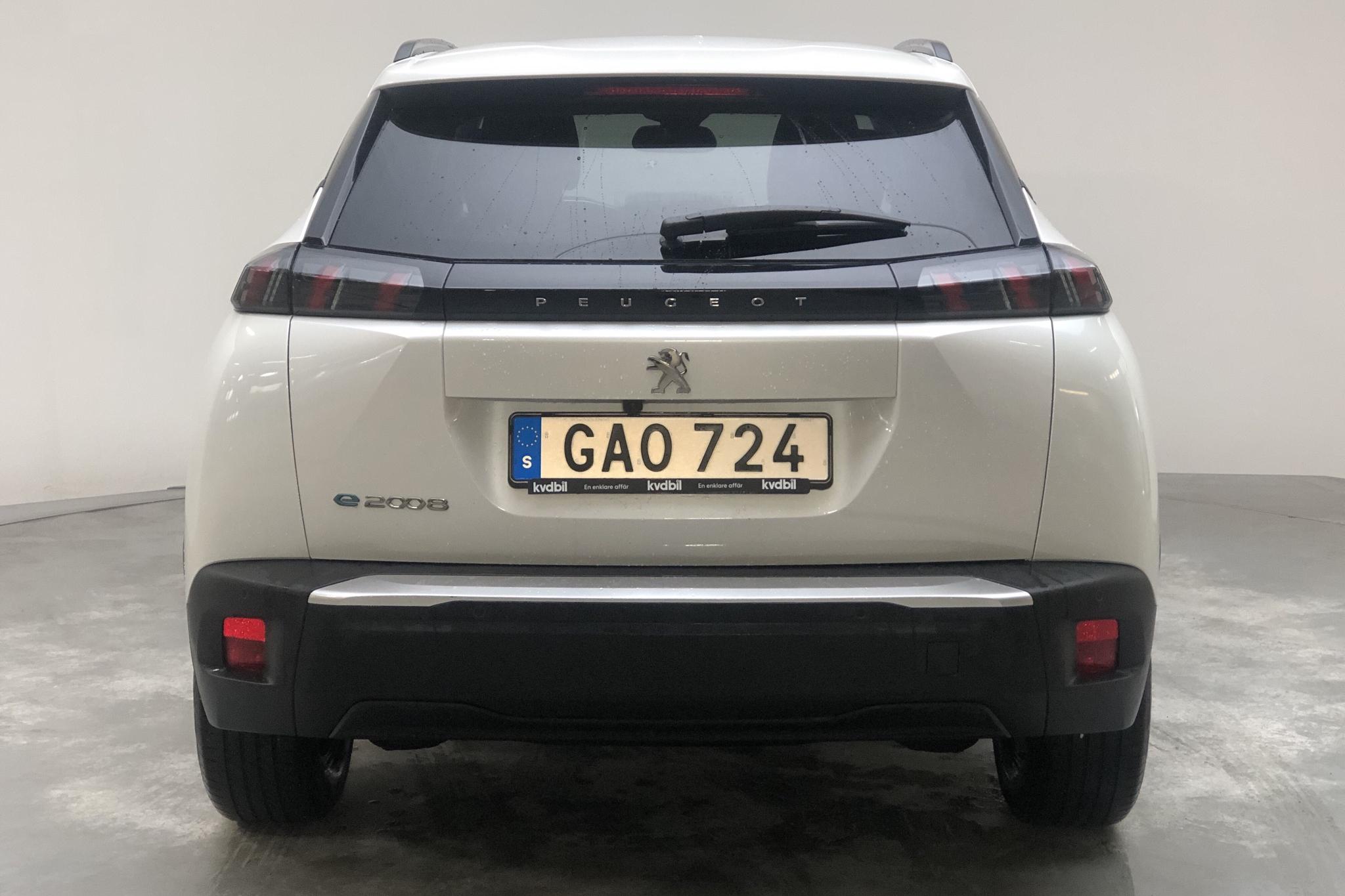 Peugeot e-2008 50 kWh (136hk) - 34 080 km - Automatic - white - 2022