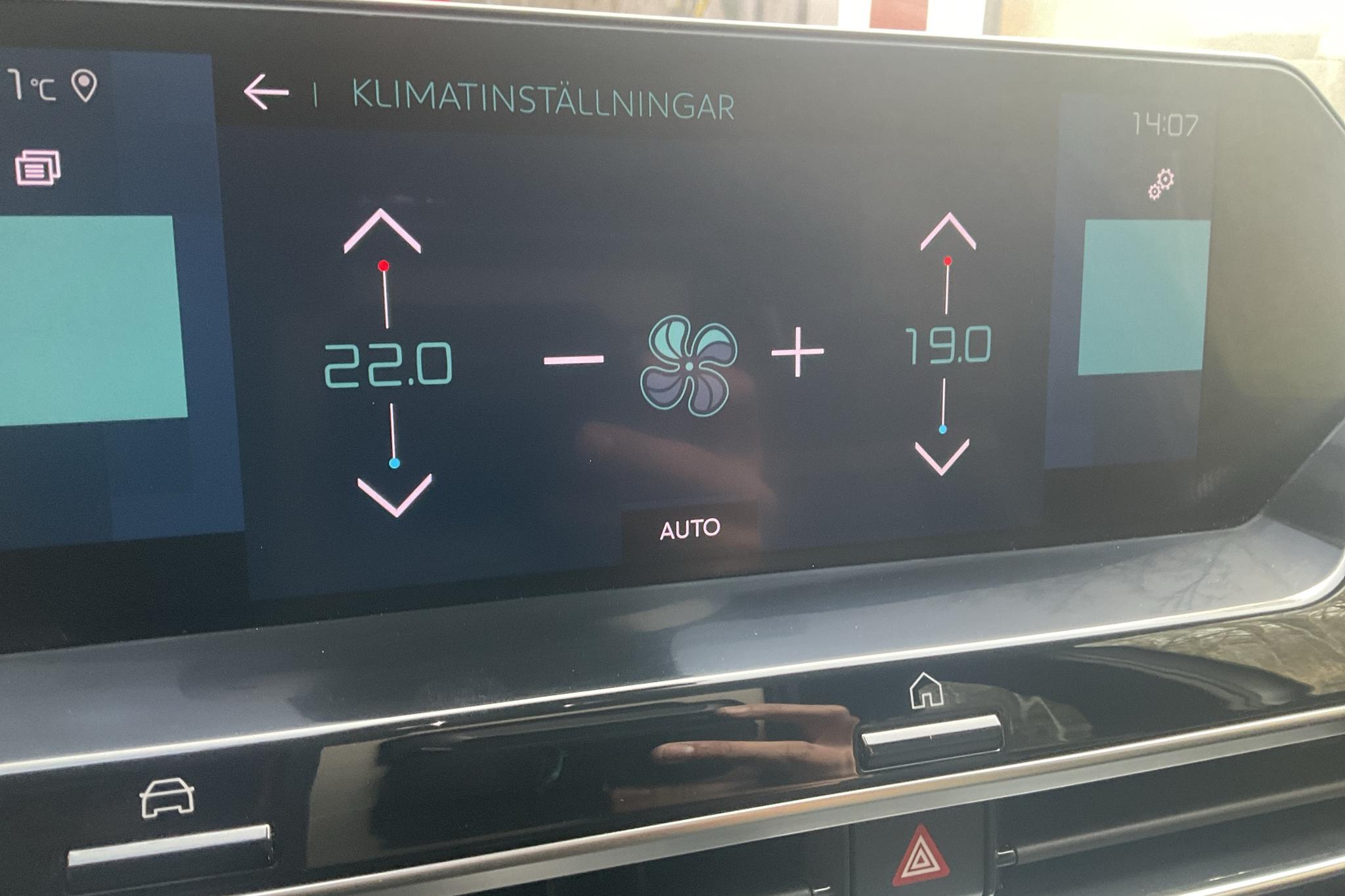 Citroen e-C4 50 kWh (136hk) - 2 988 mil - Automat - vit - 2022