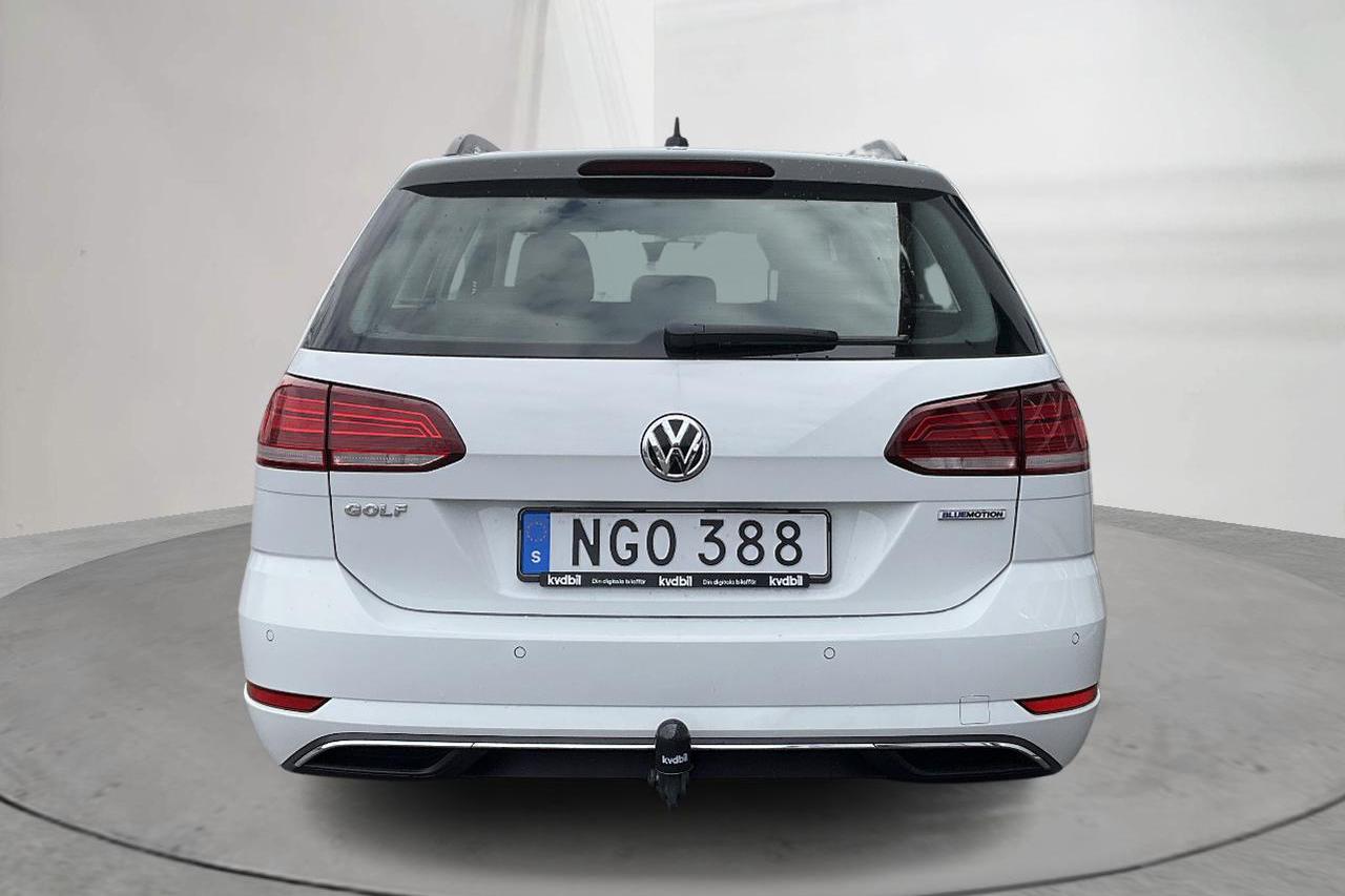 VW Golf VII 1.5 TGI Sportscombi (130hk) - 3 119 mil - Automat - vit - 2020