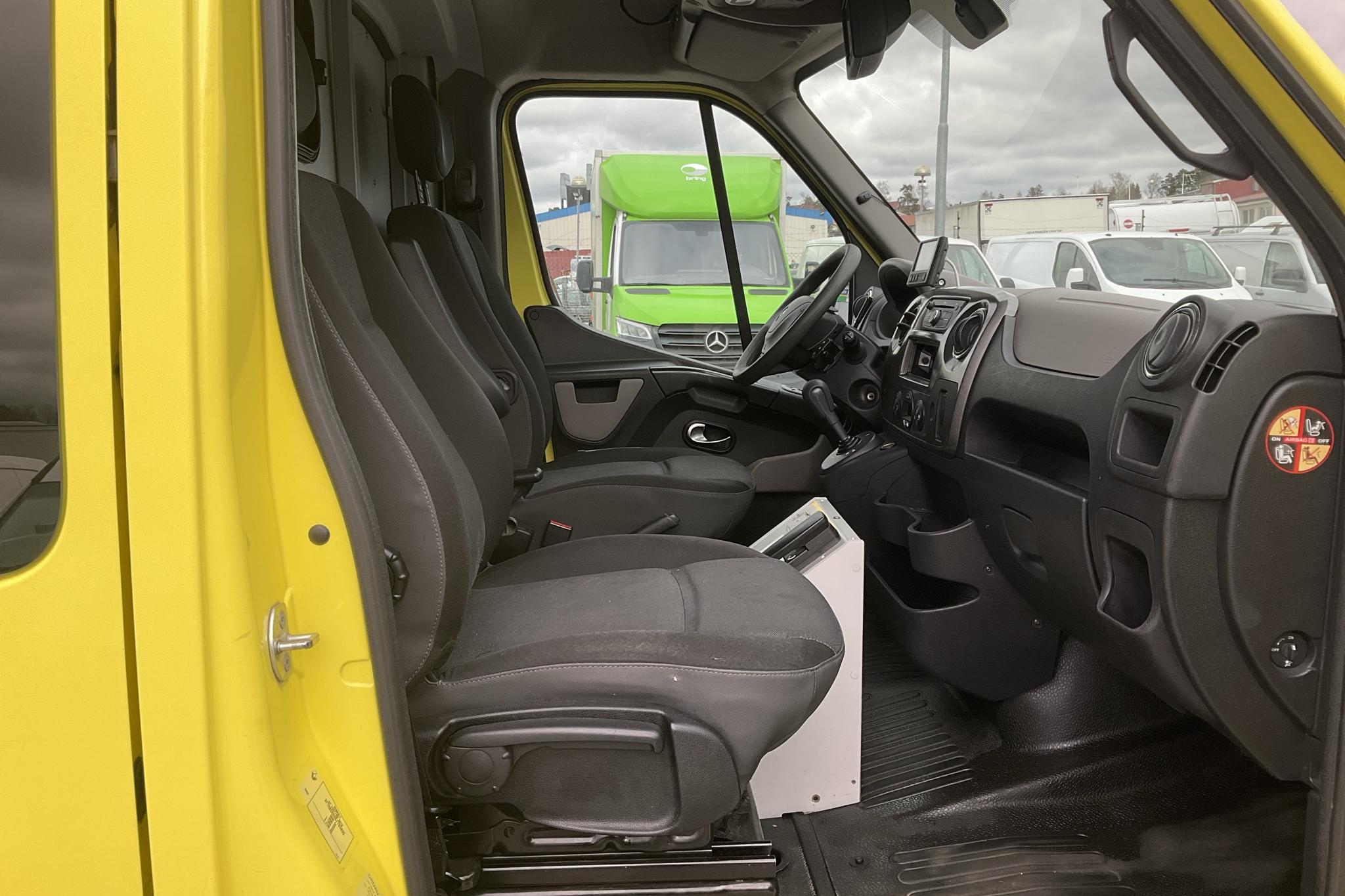 Renault Master 2.3 dCi FAP 2WD (170hk) - 426 410 km - Automatic - yellow - 2017