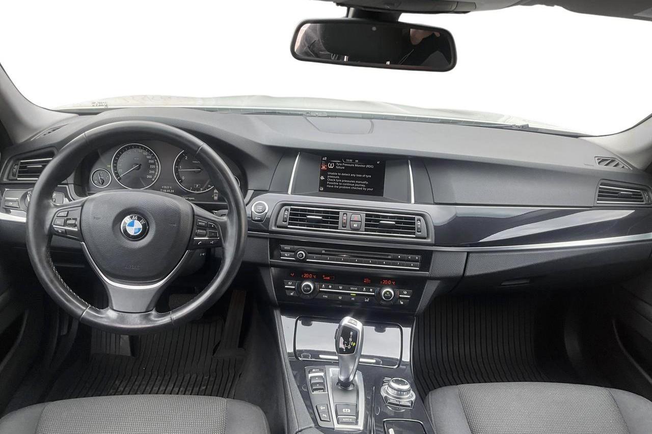 BMW 520d xDrive Touring, F11 (190hk) - 207 290 km - Automatic - white - 2015