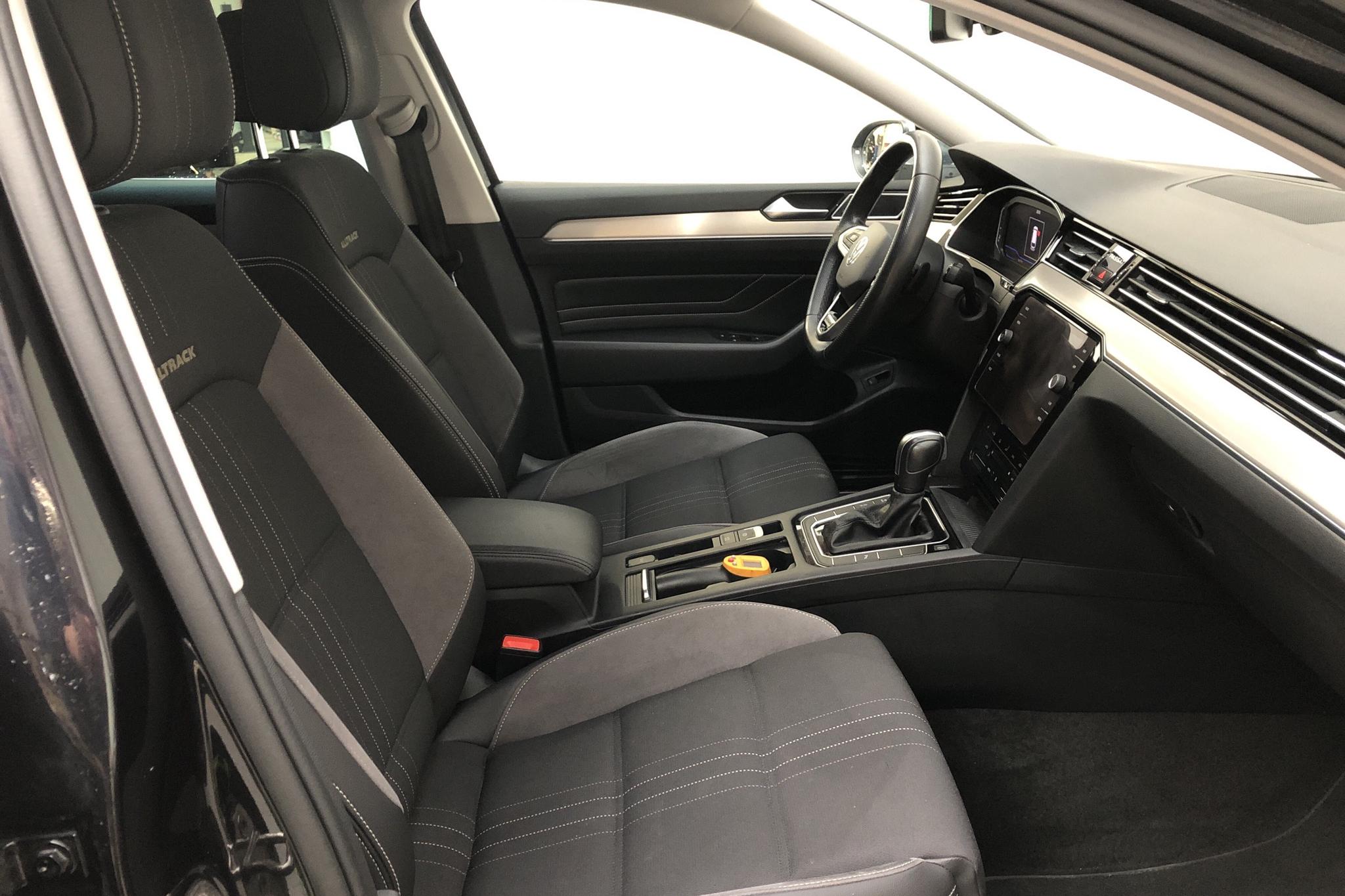 VW Passat Alltrack 2.0 TDI Sportscombi 4Motion (200hk) - 12 792 mil - Automat - svart - 2021