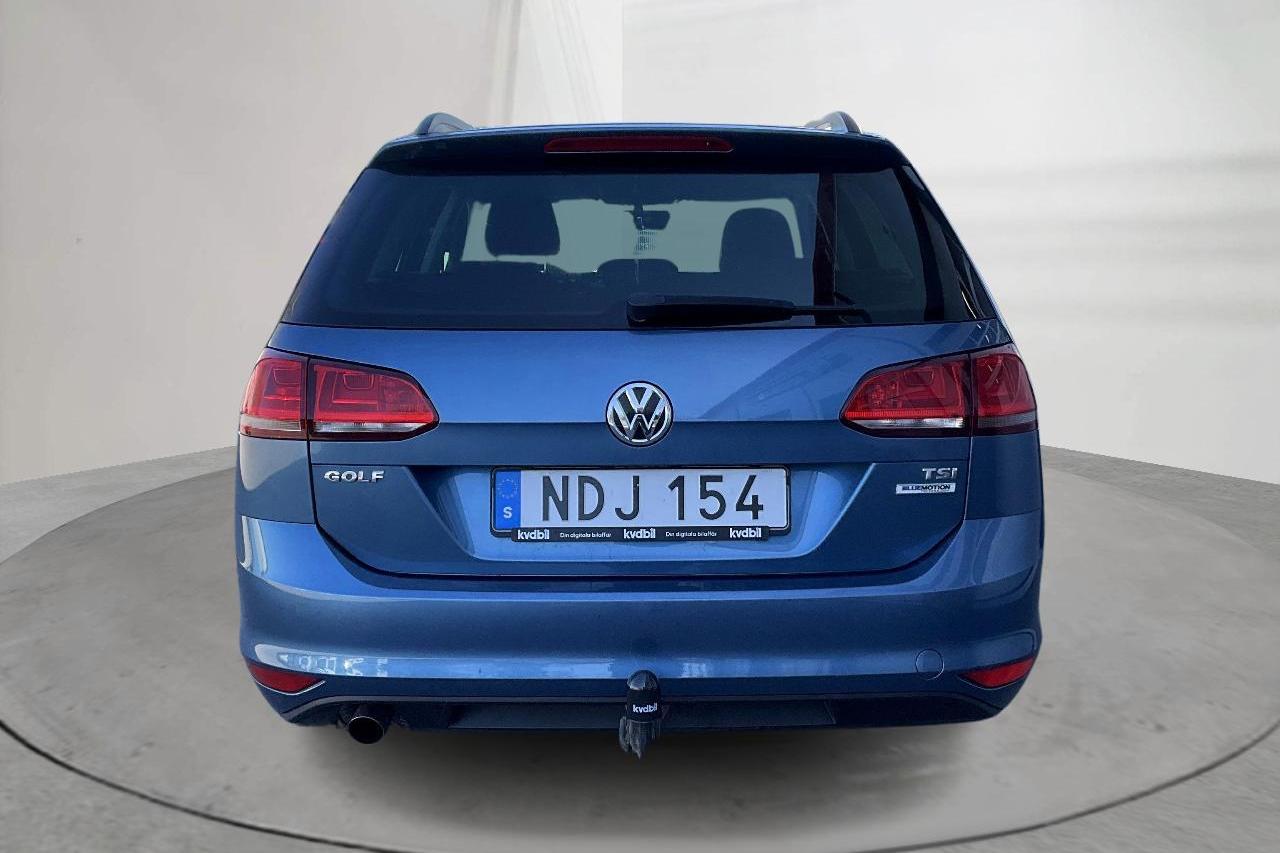 VW Golf VII 1.2 TSI Sportscombi (110hk) - 105 660 km - Manual - blue - 2016