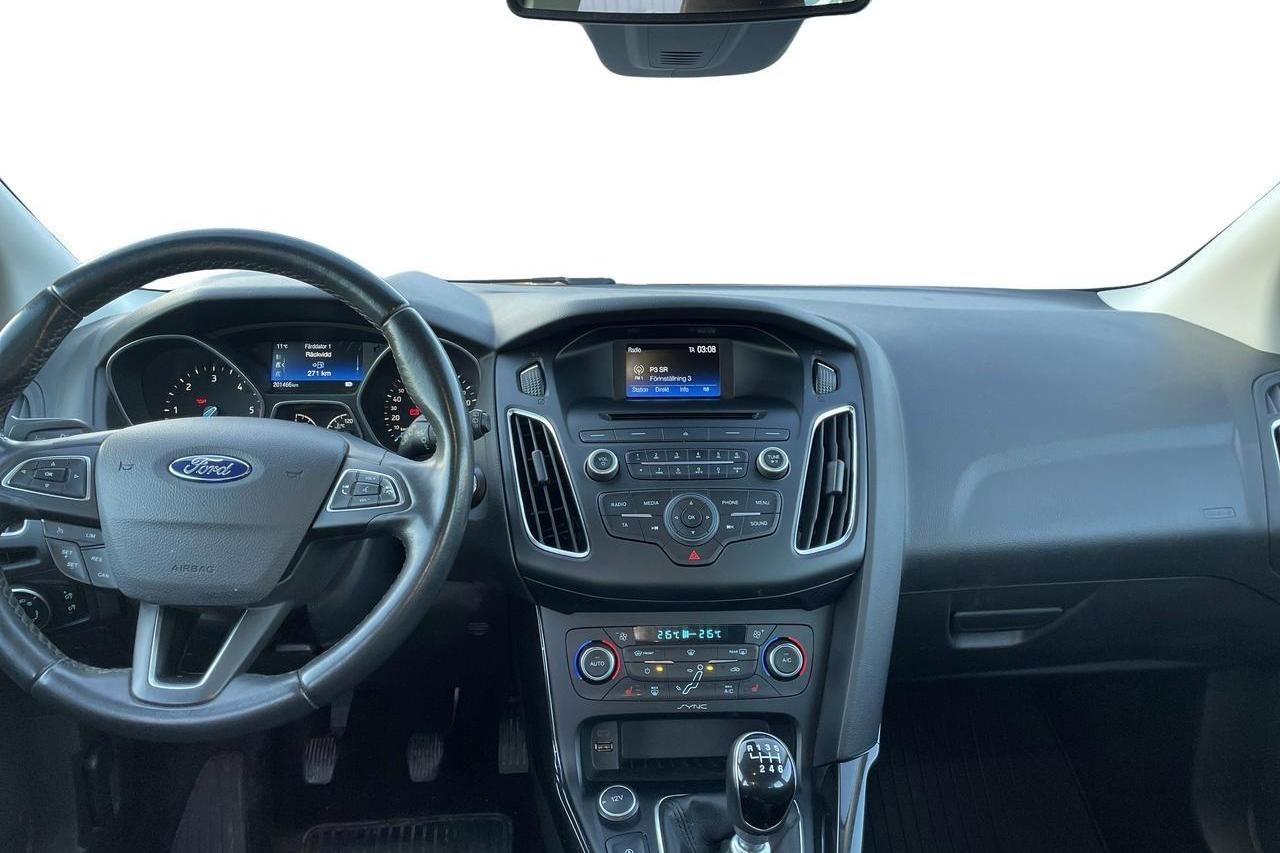 Ford Focus 1.5 TDCi Kombi (120hk) - 201 470 km - Manuaalinen - valkoinen - 2017