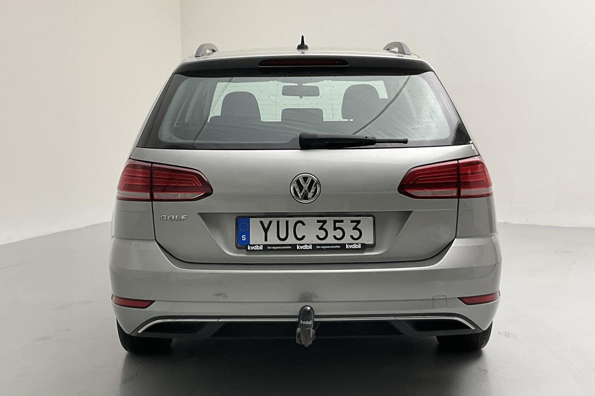 VW Golf VII 1.0 TSI Sportscombi (115hk) - 165 030 km - Manual - silver - 2019