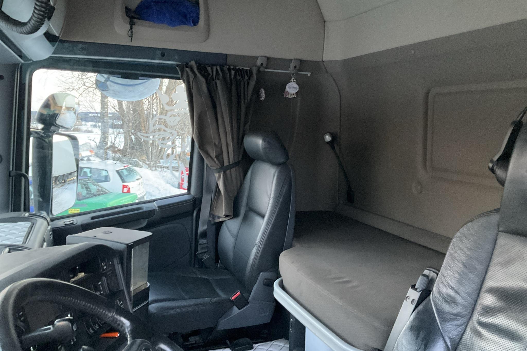 Scania R490 - 731 473 km - Automat - 2015
