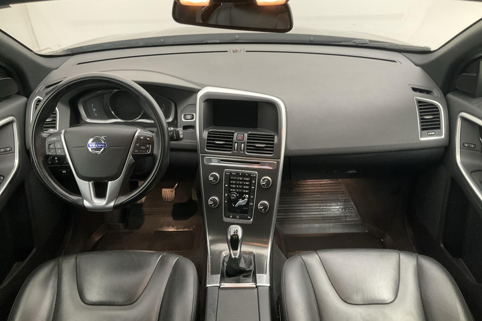 Volvo XC60 D4 2WD (181hk) - 140 360 km - Manual - brown - 2014