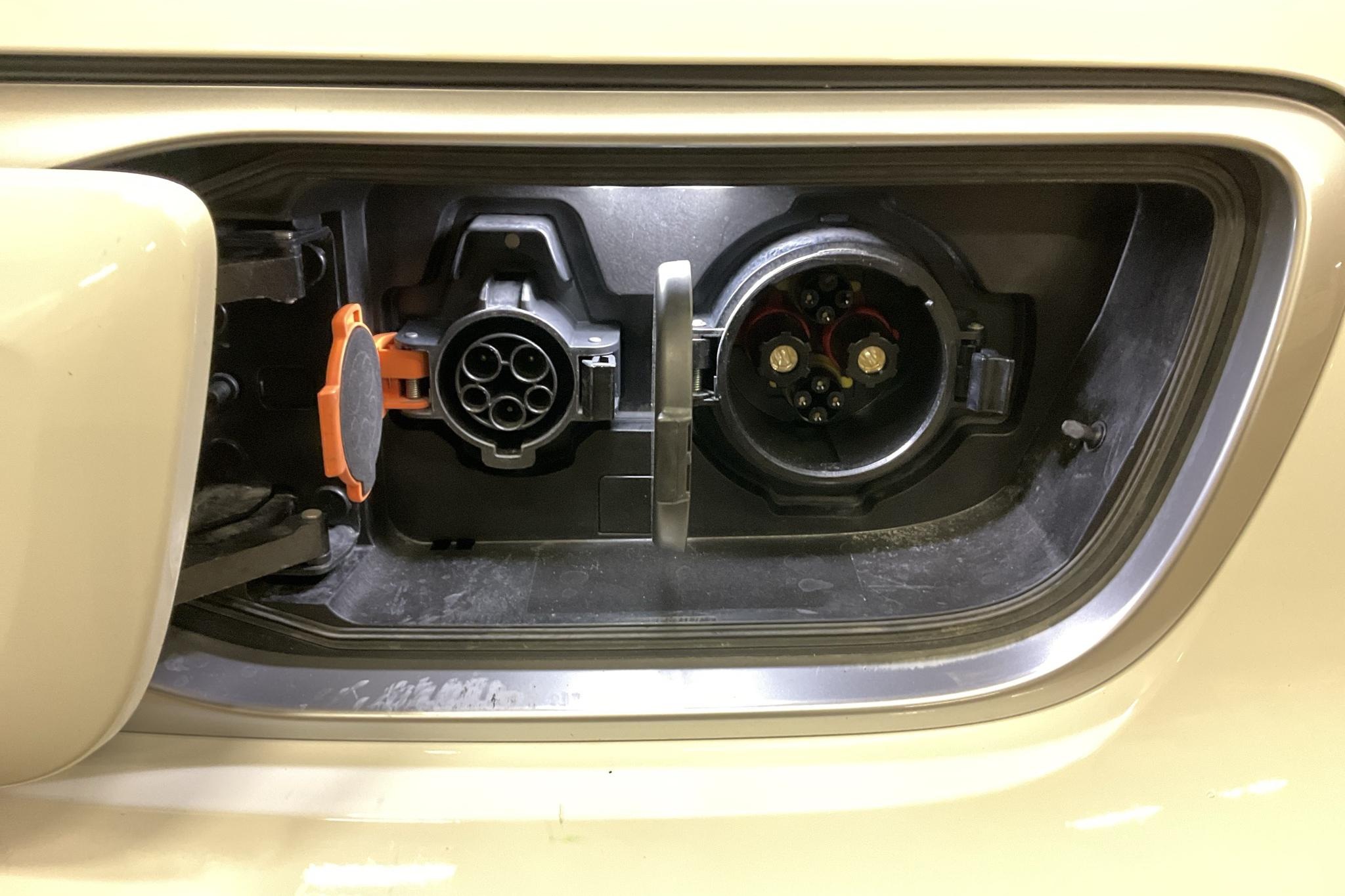 KIA Soul EV 30 kWh (110hk) - 3 019 mil - Automat - vit - 2019