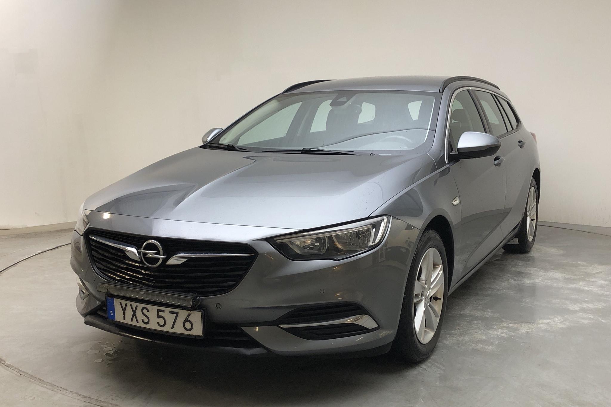 Opel Insignia 1.5 Turbo Sports Tourer (165hk) - 14 227 mil - Manuell - grå - 2018