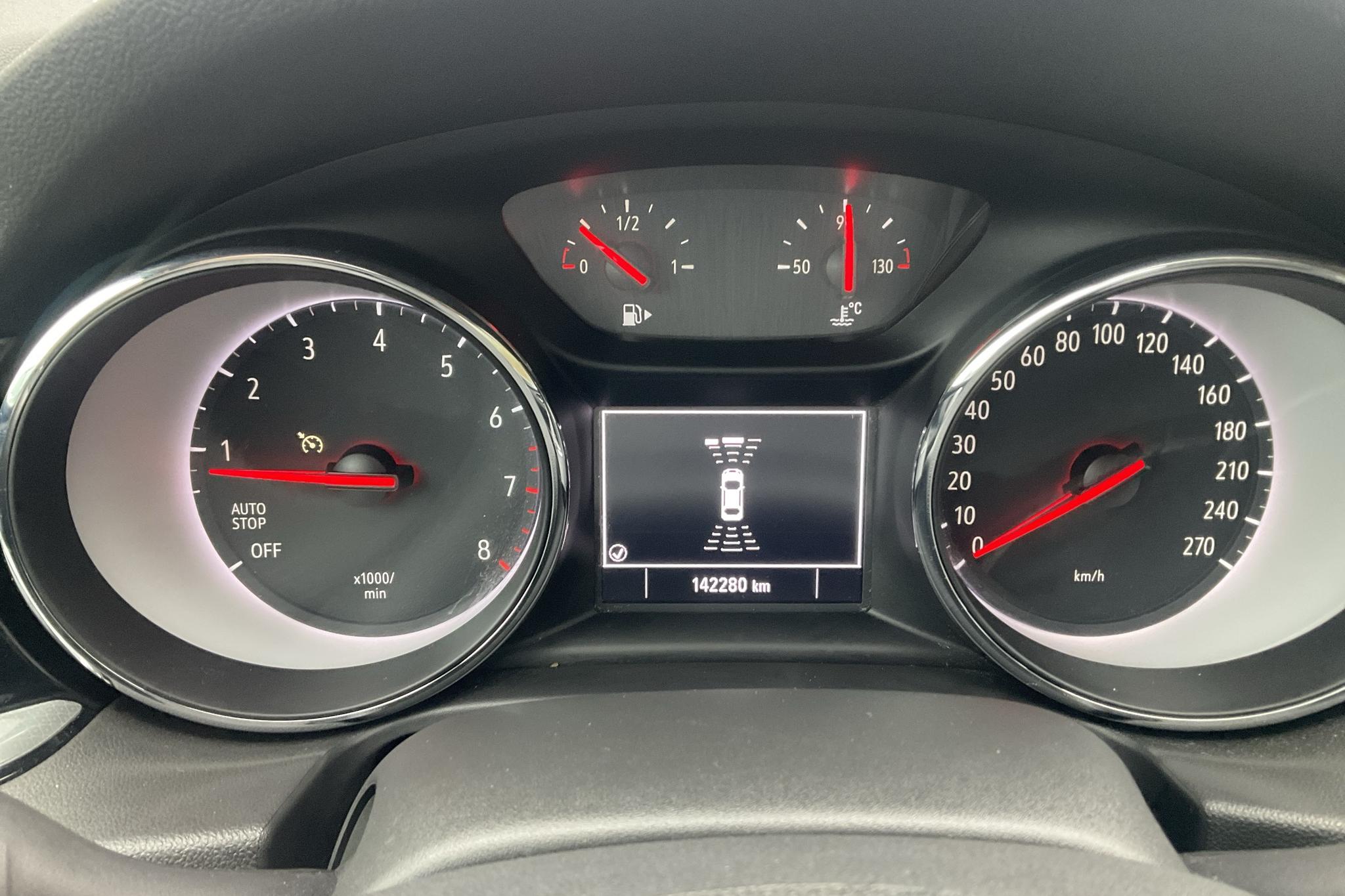 Opel Insignia 1.5 Turbo Sports Tourer (165hk) - 142 270 km - Manual - gray - 2018