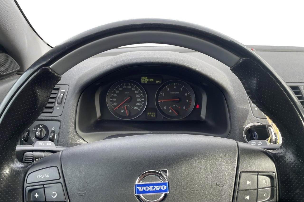 Volvo V50 2.0 (145hk) - 16 217 mil - Manuell - grå - 2012
