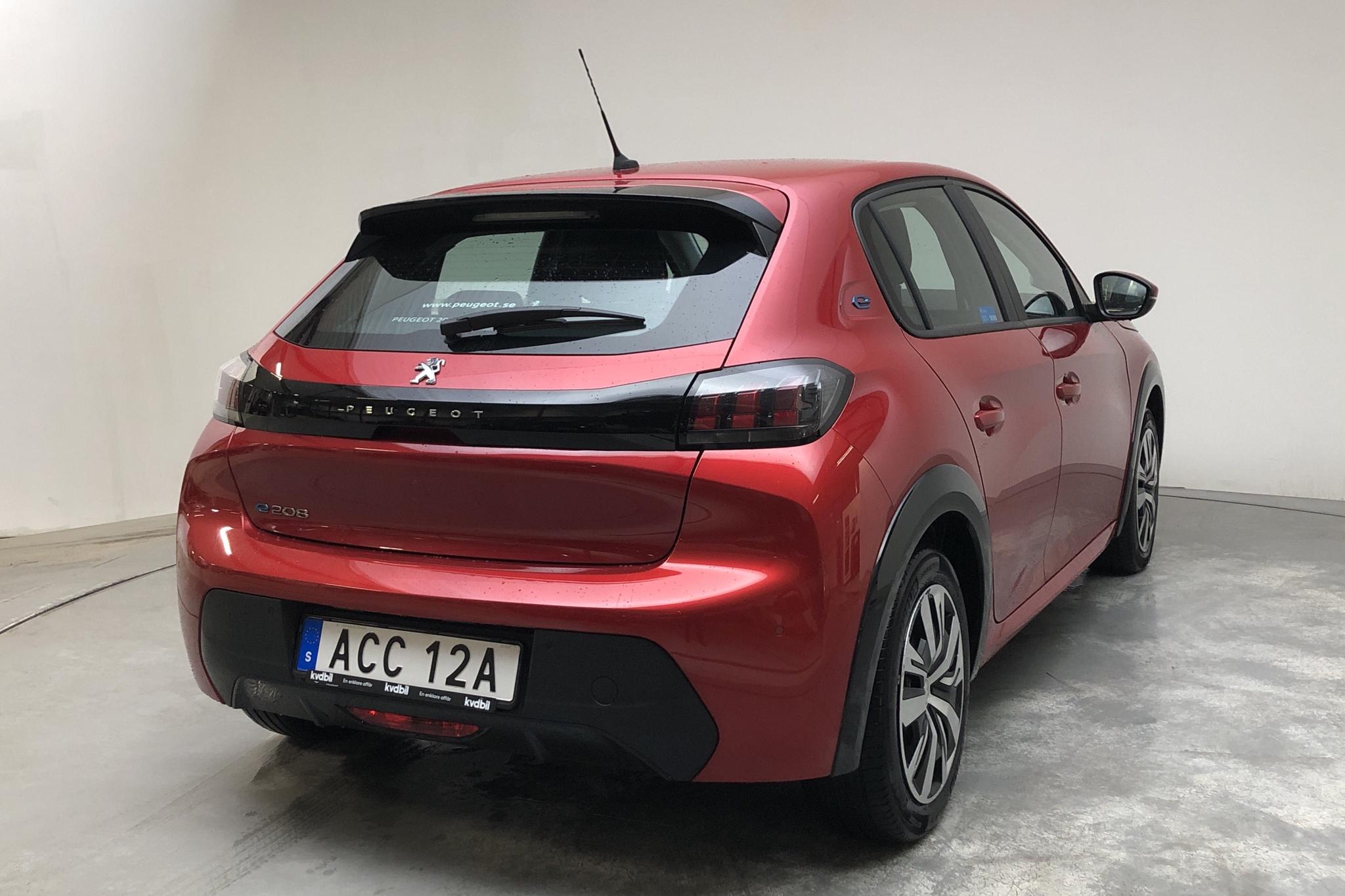 Peugeot e-208 50 kWh 5dr (136hk) - 5 653 mil - Automat - röd - 2020