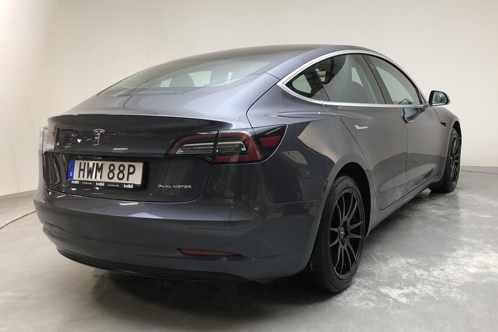 Tesla Model 3 Long Range Dual Motor AWD - 17 338 mil - Automat - grå - 2020