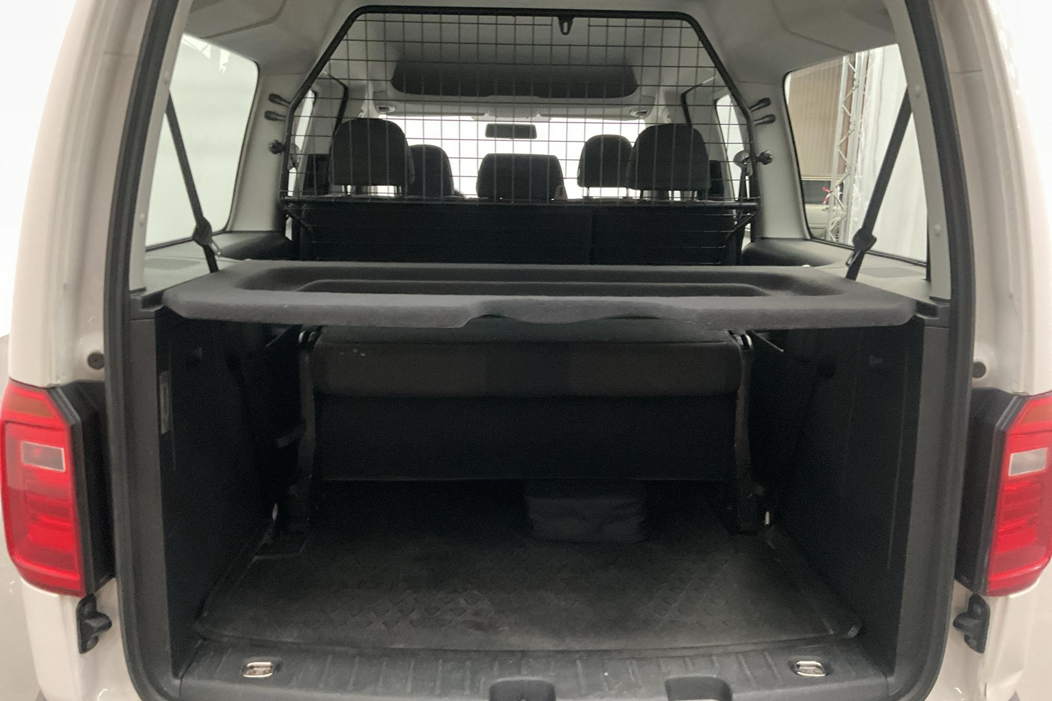 VW Caddy Life Maxi 1.4 TGI (110hk) - 100 440 km - Automatic - white - 2017