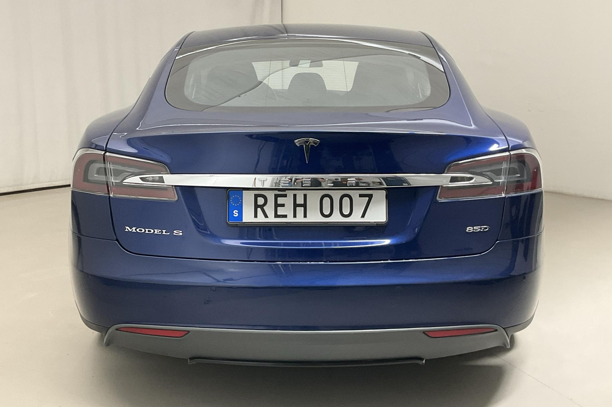 Tesla Model S 85D - 14 797 mil - Automat - blå - 2015
